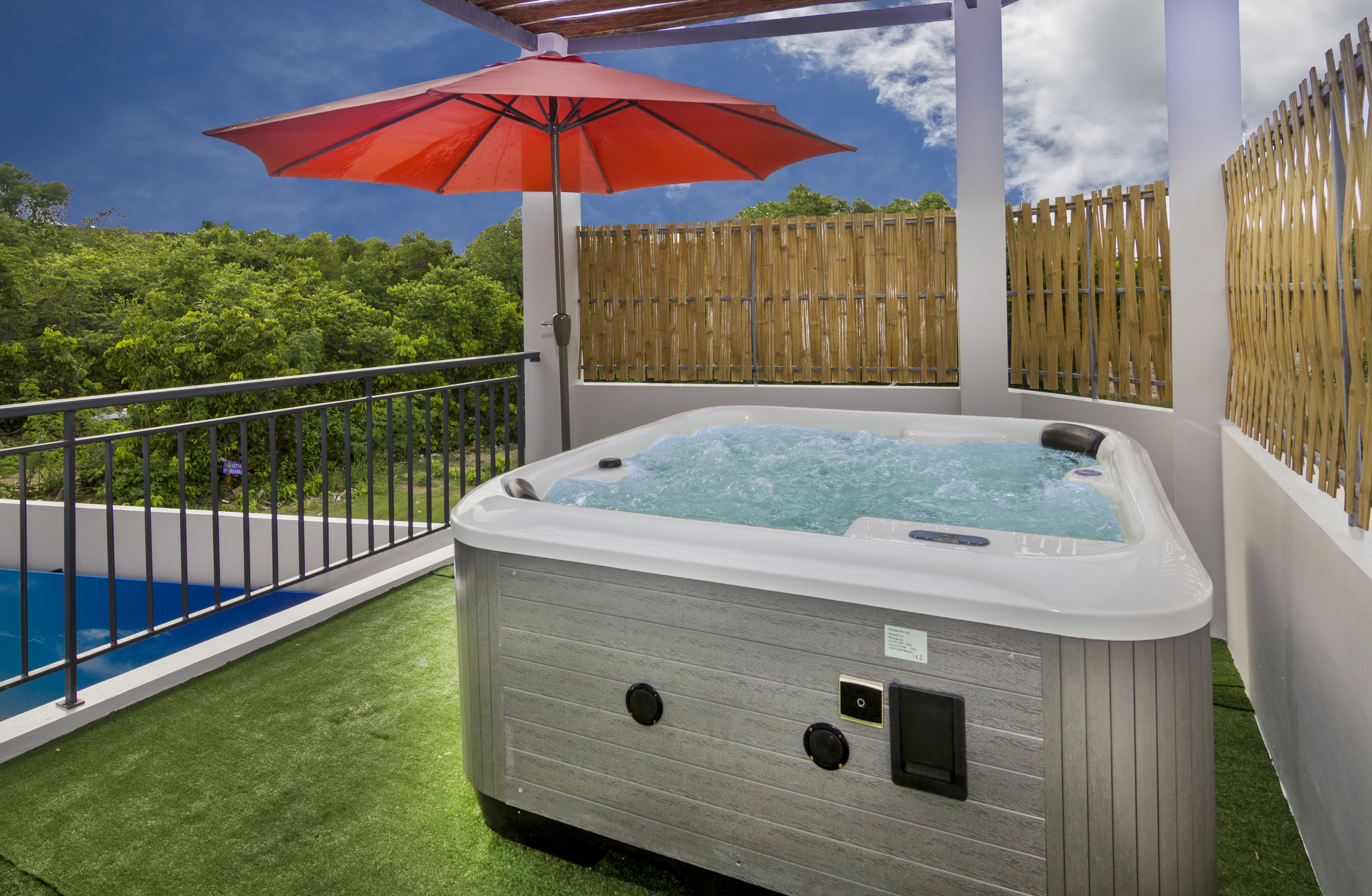 Villa Six Bedrooms with Private Pool