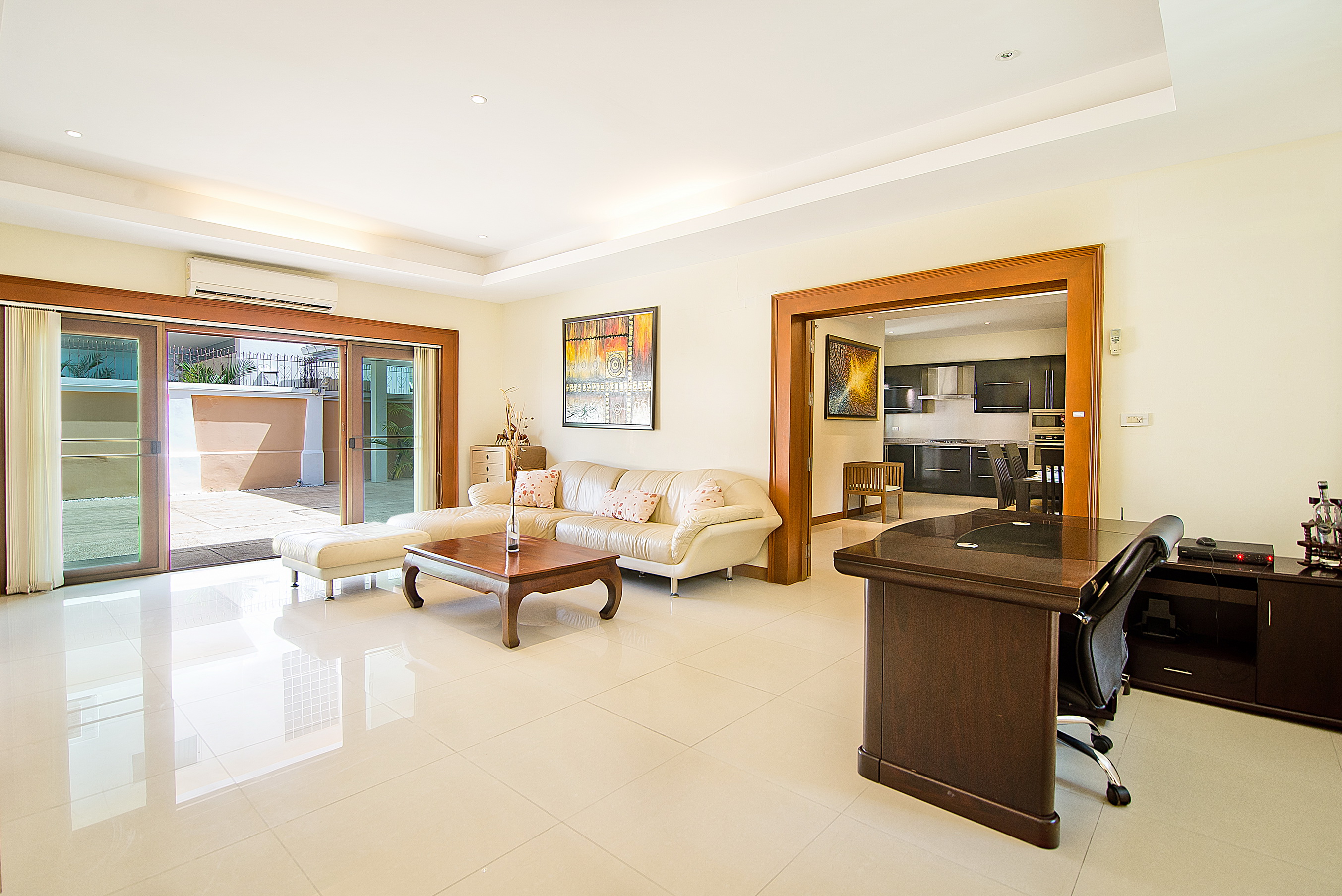 Villa Five Bedrooms with Private Pool