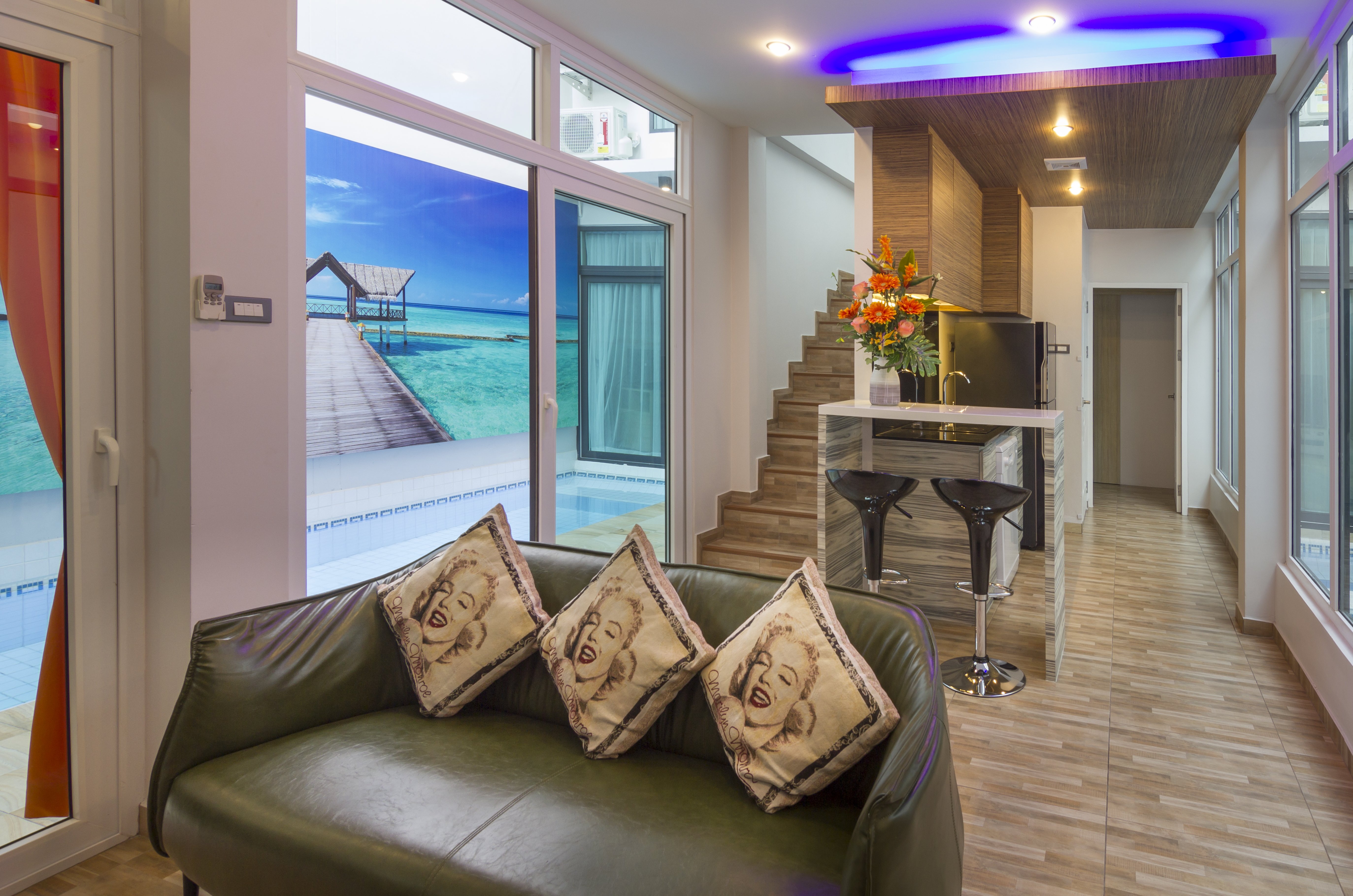 Villa Three Bedrooms Three Bathrooms