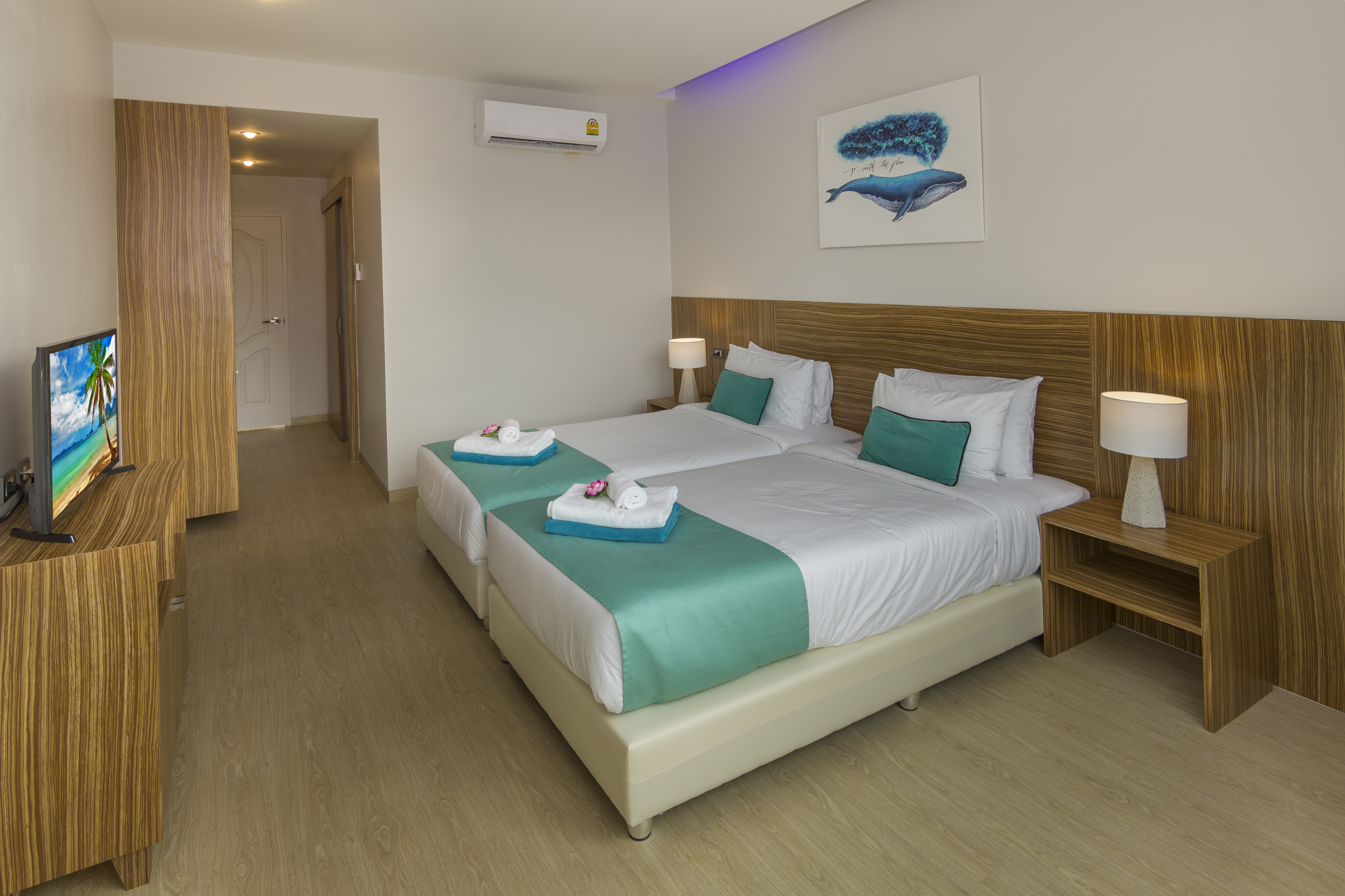 Villa Three Bedrooms Three Bathrooms