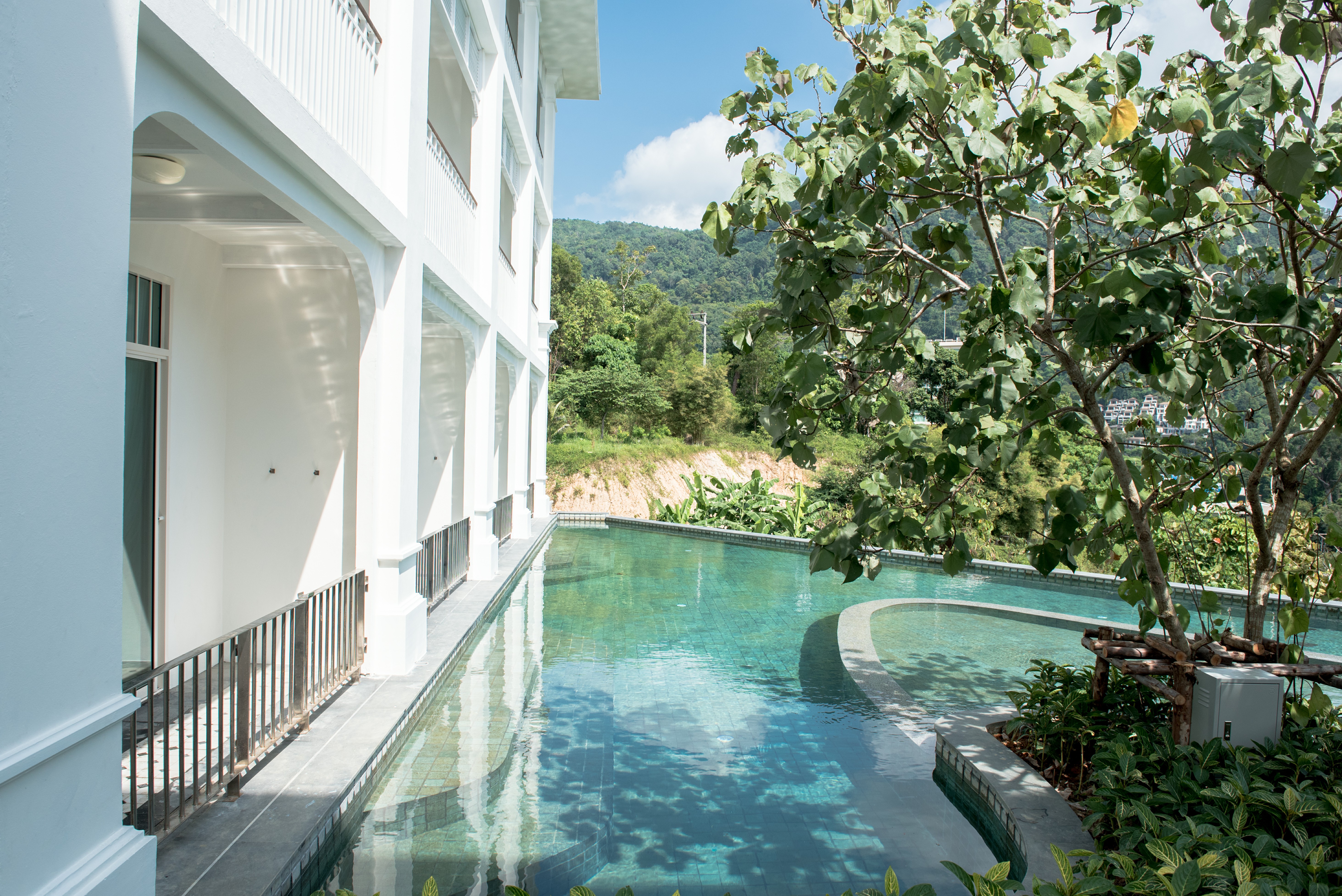 Double or Twin Deluxe