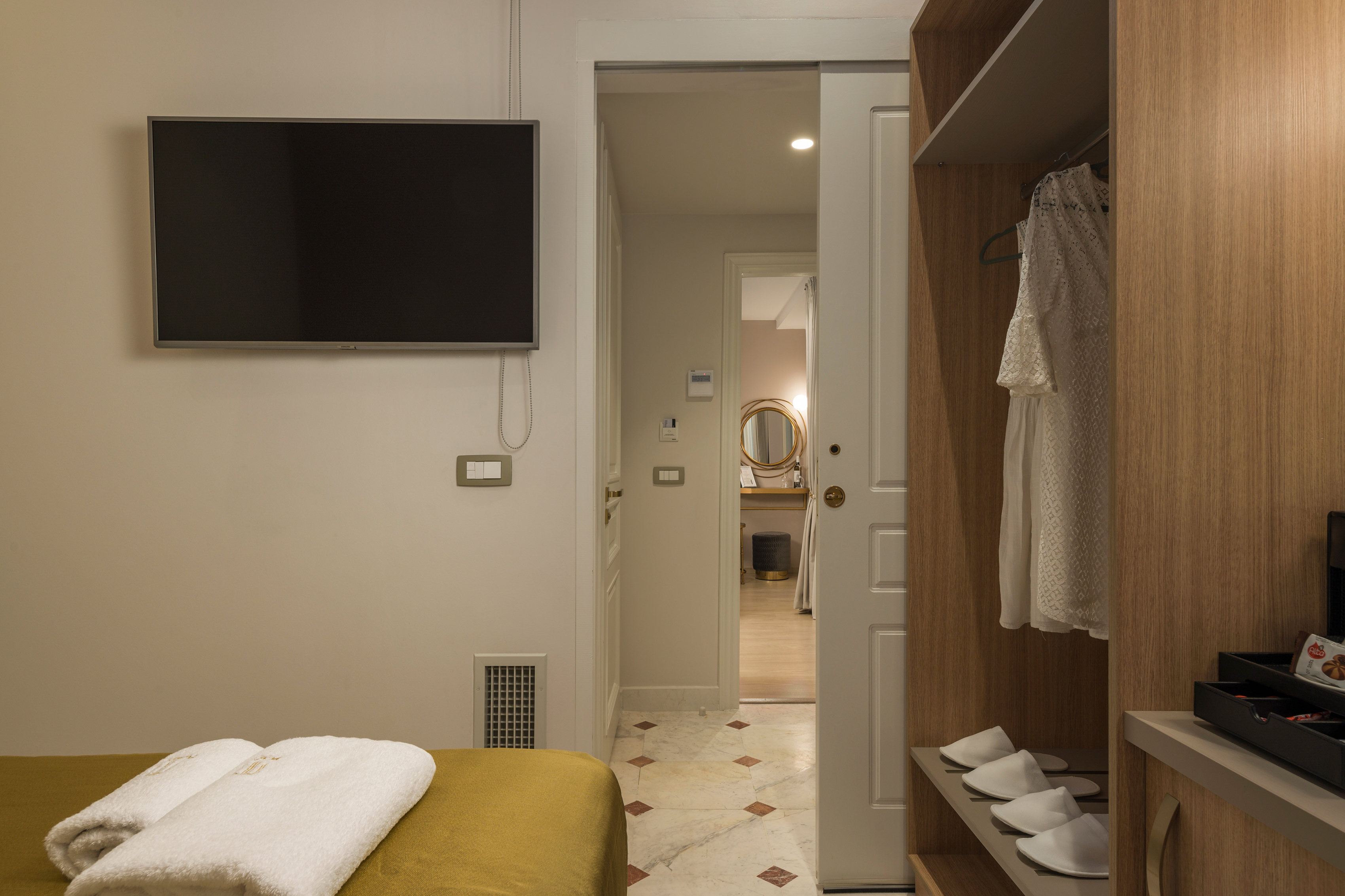 Suite Two Bedrooms