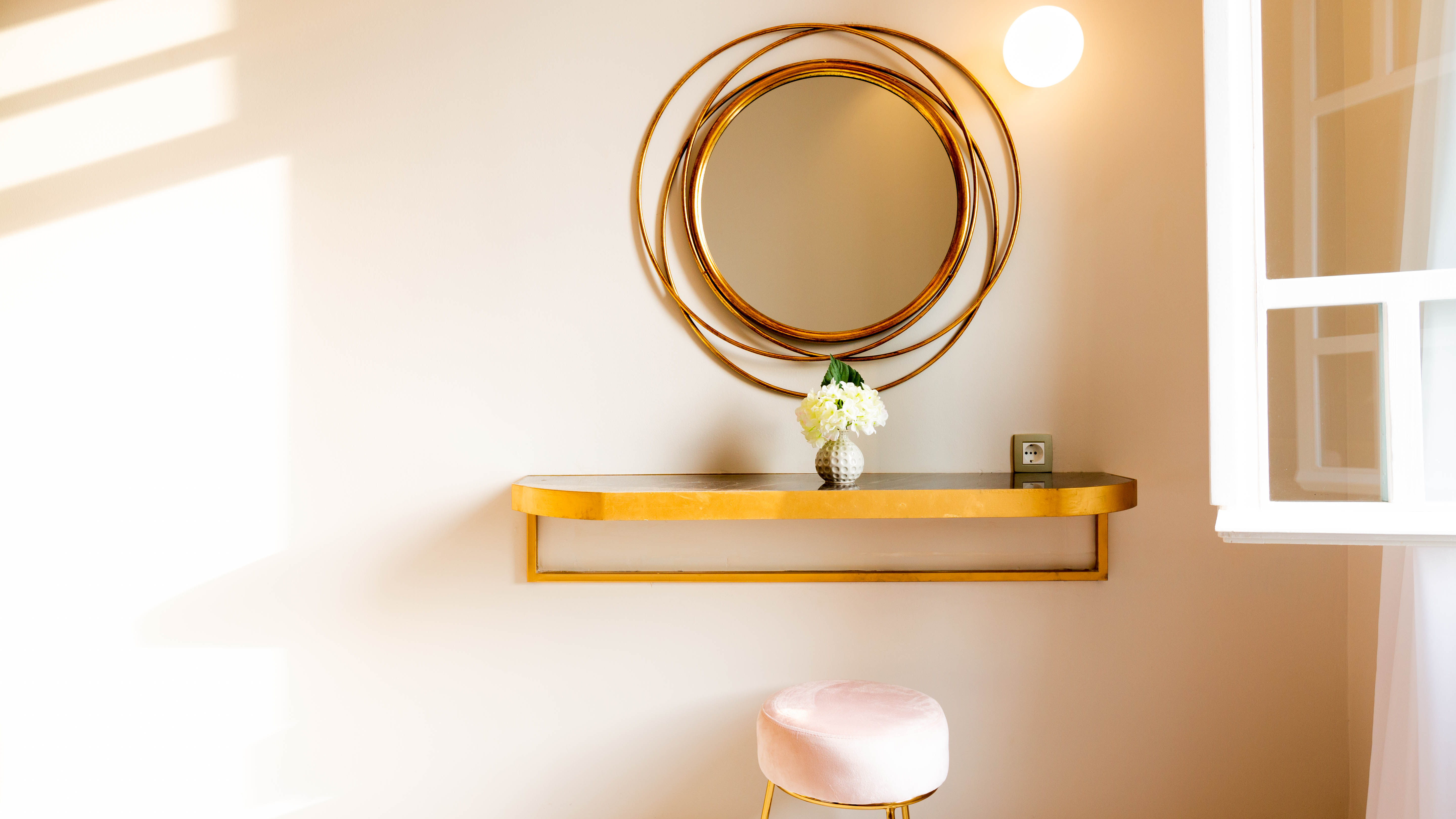 Triple Deluxe City View