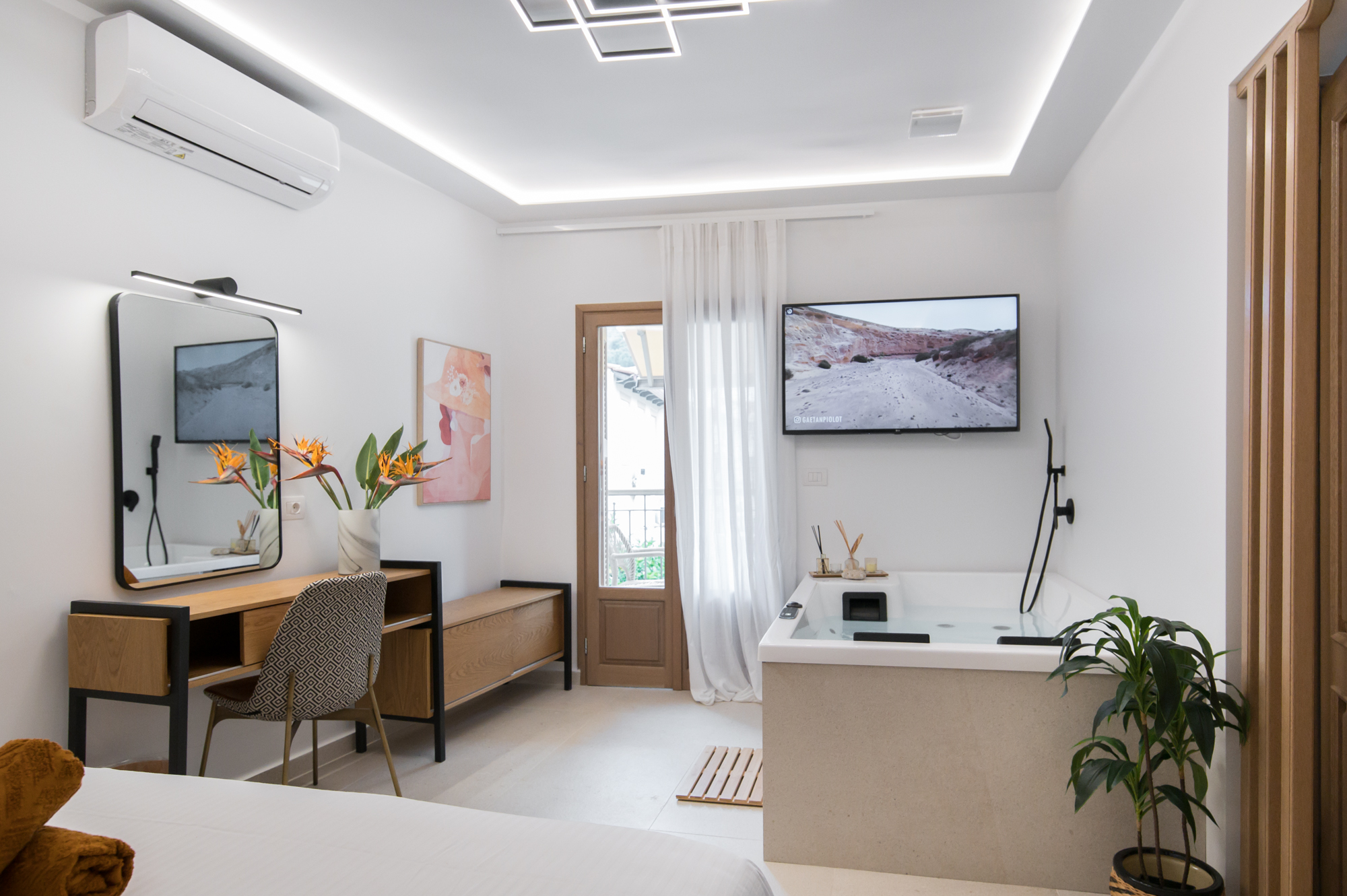 Suite Deluxe with Jacuzzi