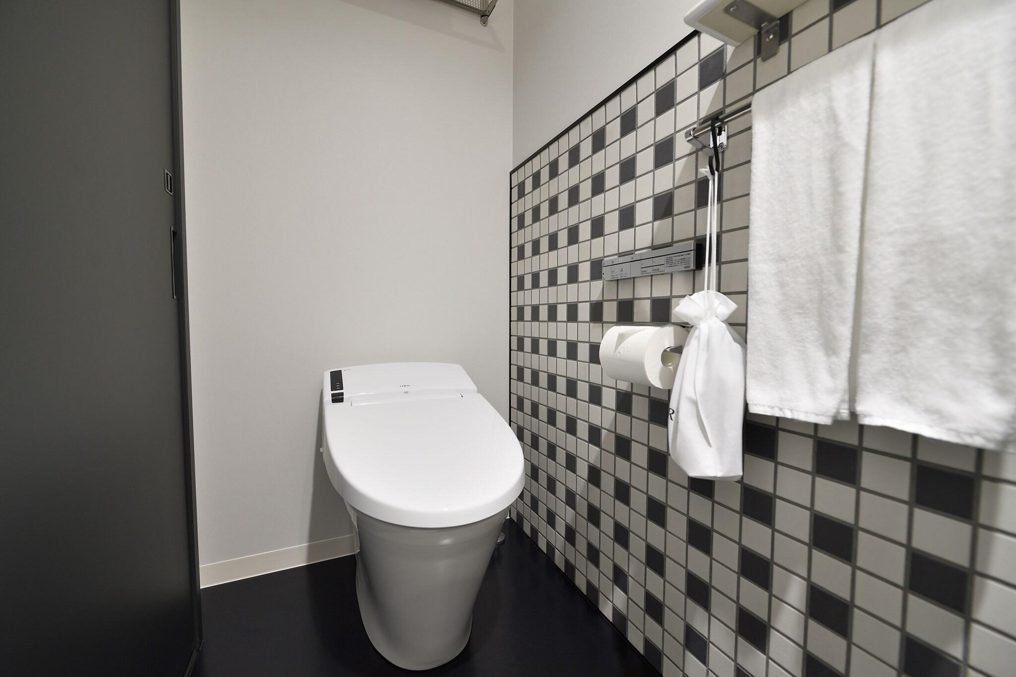 Twin Connecting Room