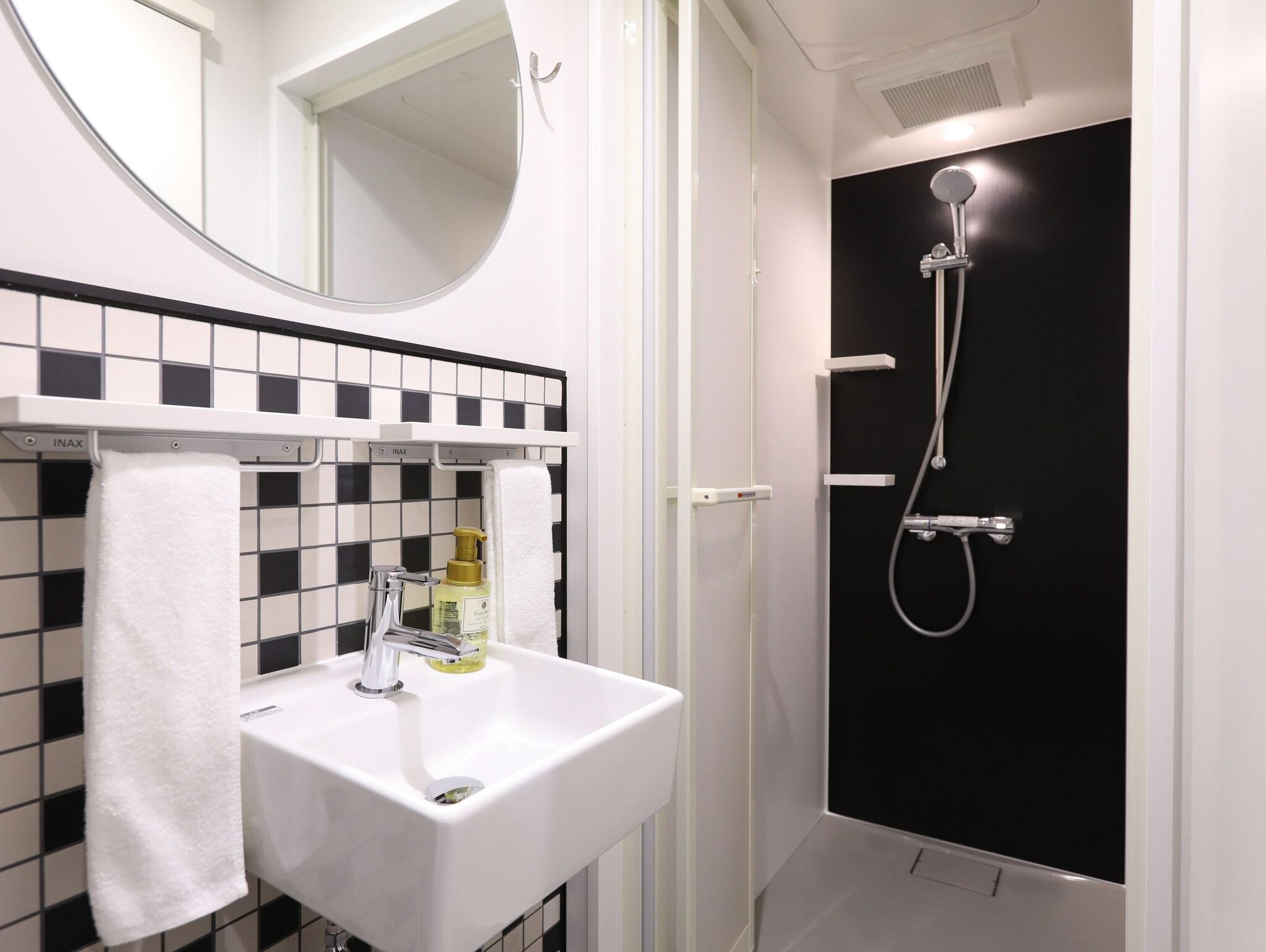 Twin Connecting Room