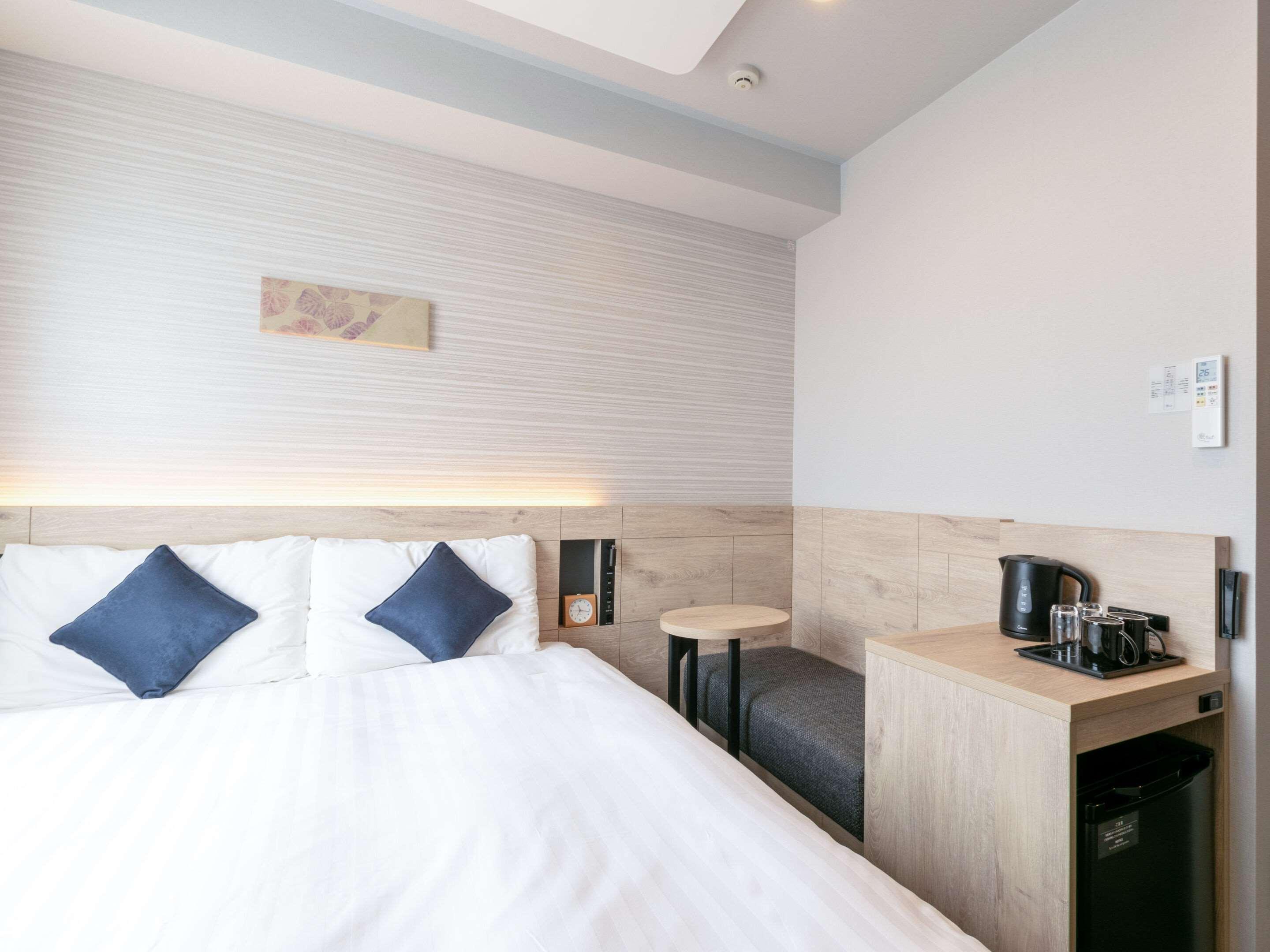 Double Queen Size Bed