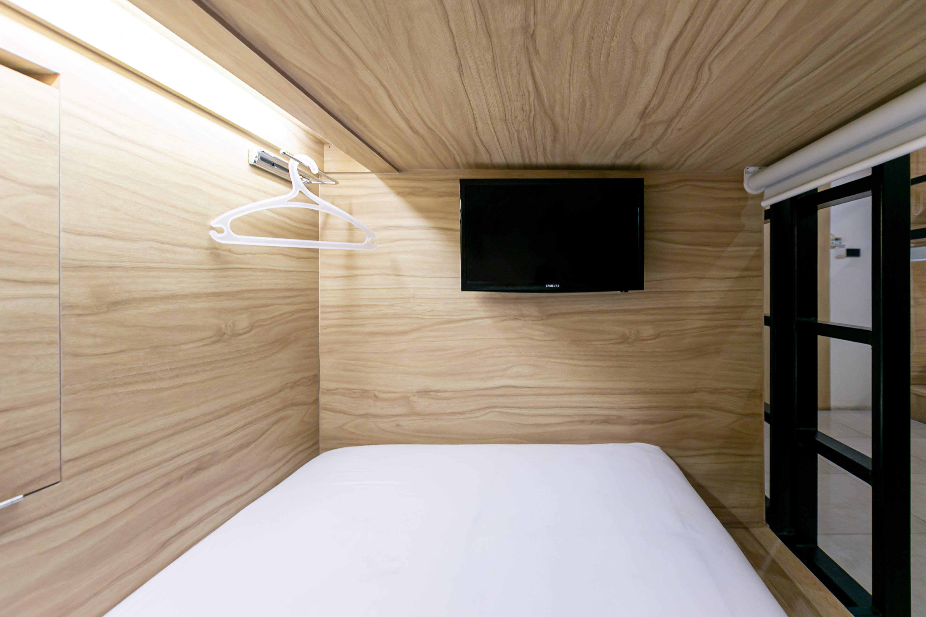 Bed in Dormitory Male Room