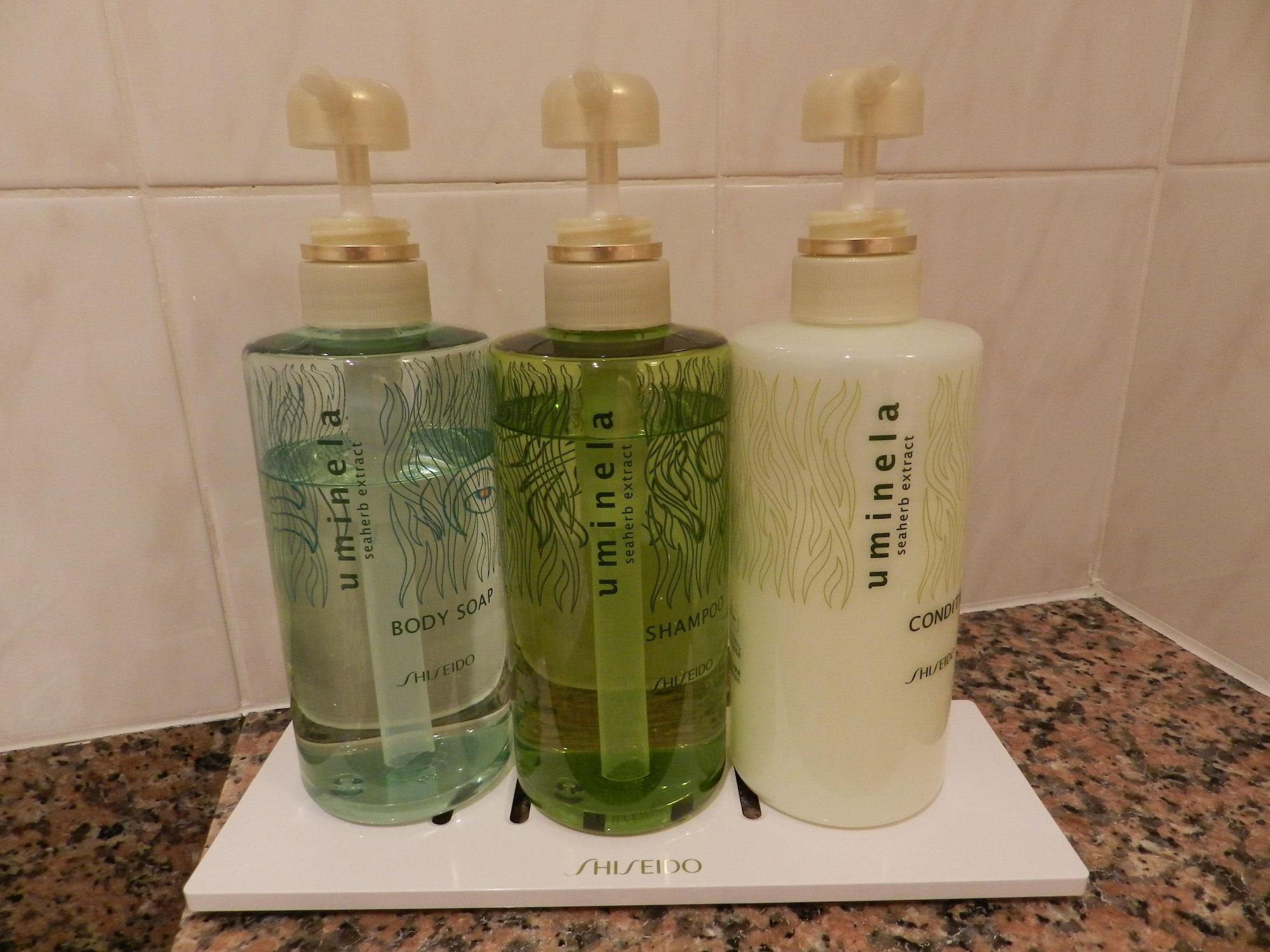 Triple Deluxe Two Beds