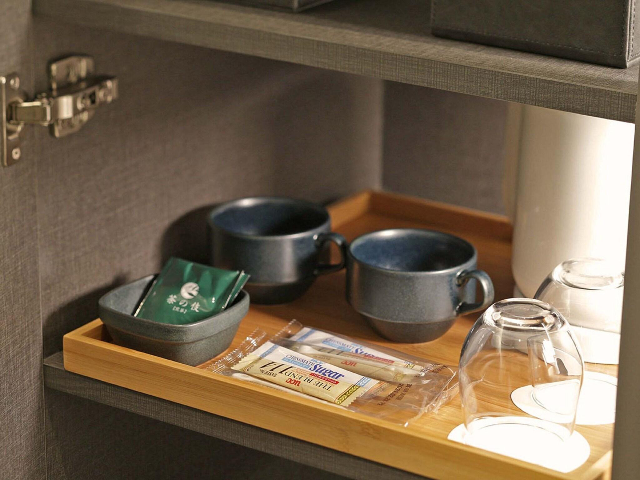 Room Connecting Room