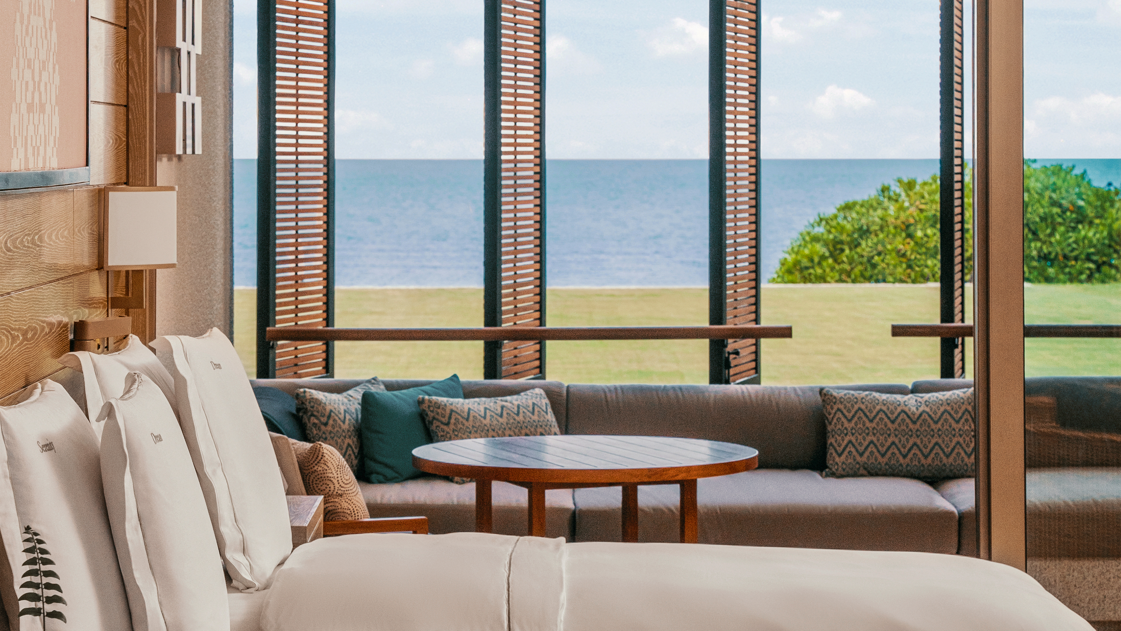 Junior Suite Ocean Front