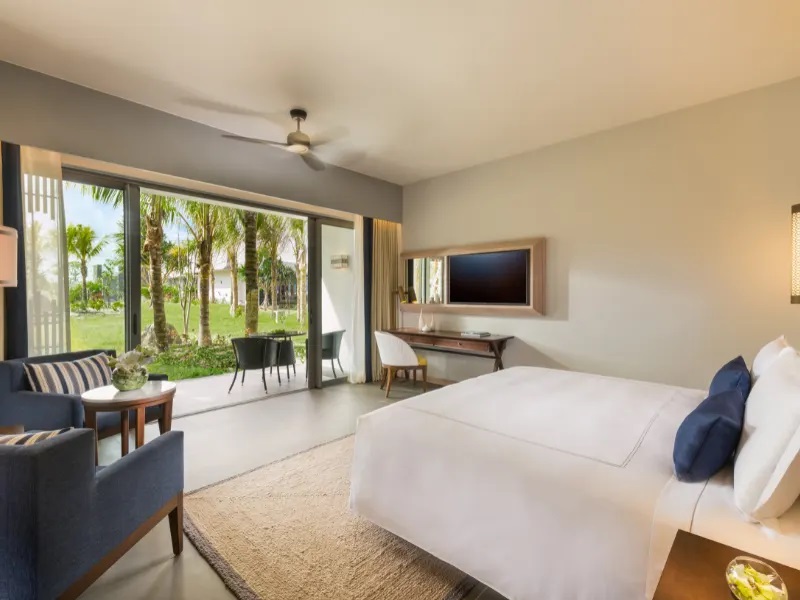 Single Deluxe Ocean Front