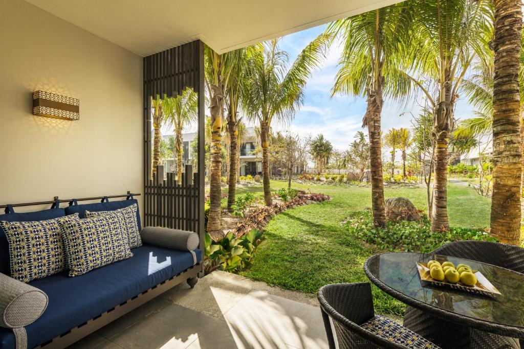 Single Deluxe Garden View