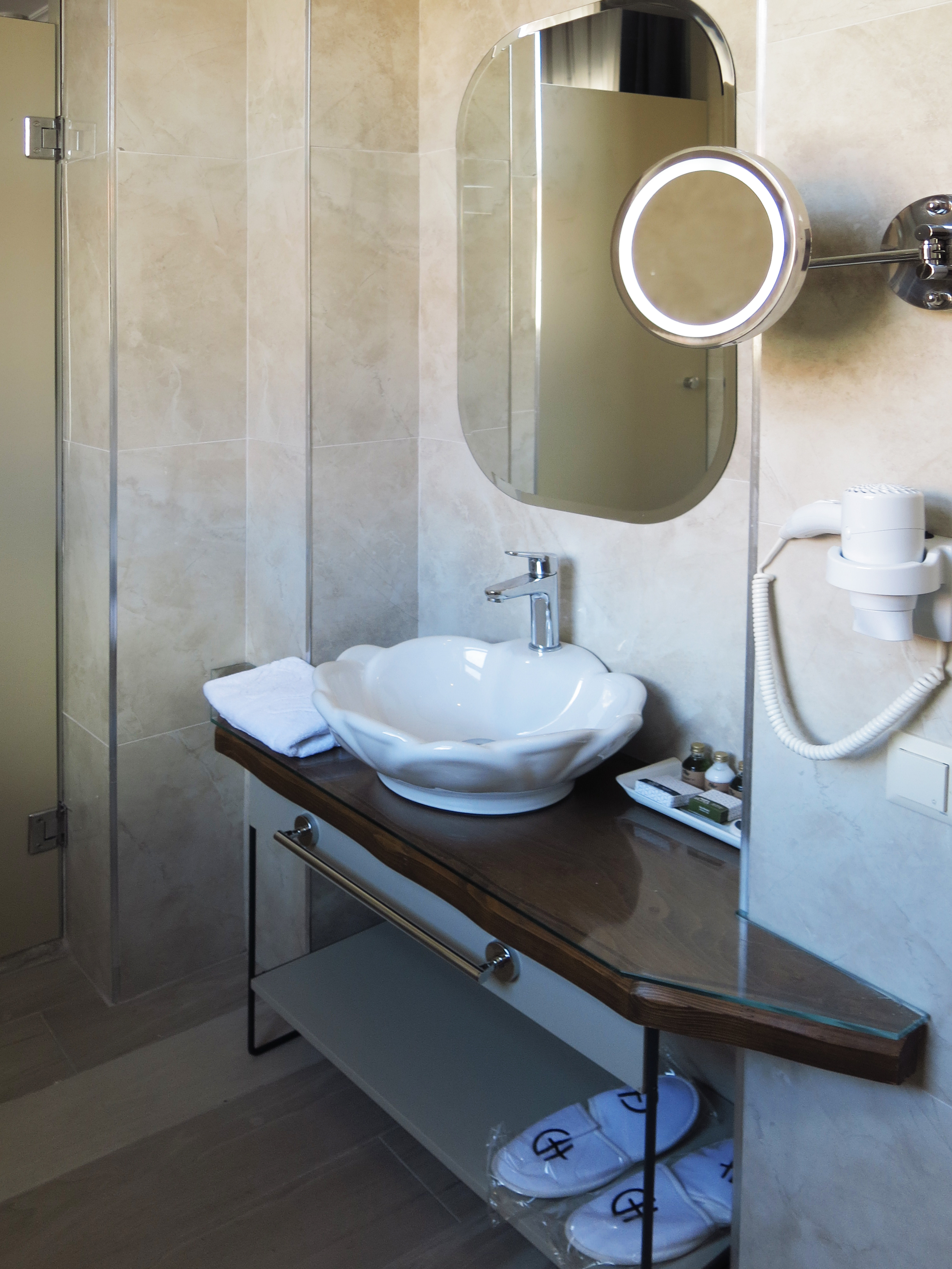 Family Room Deluxe City View