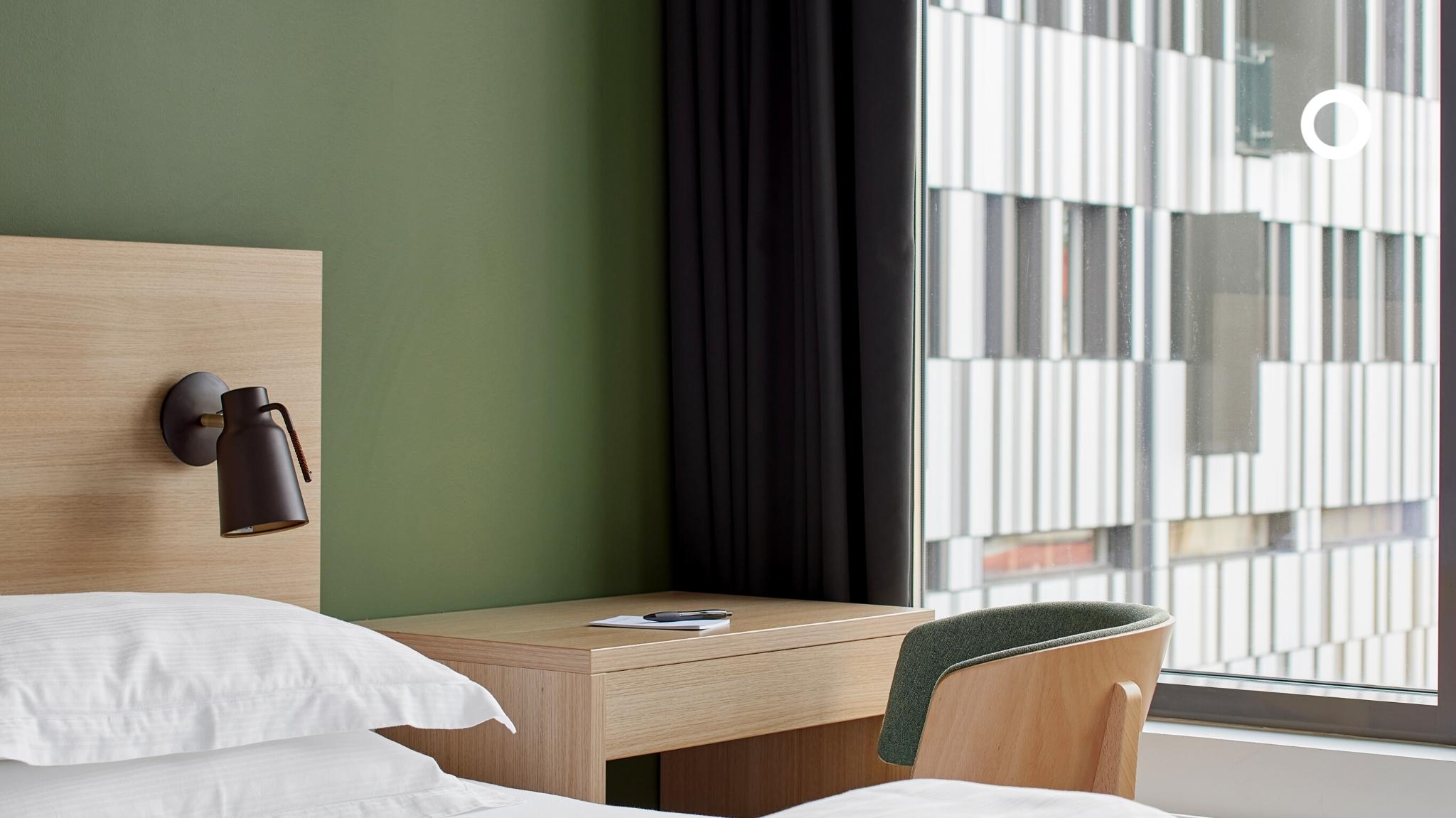 Double or Twin Standard