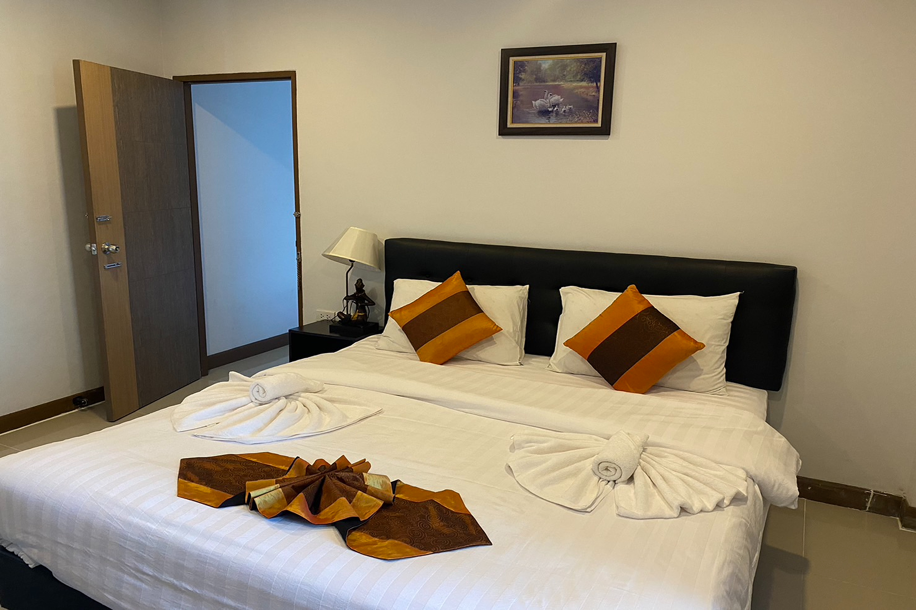 Double Connecting Room