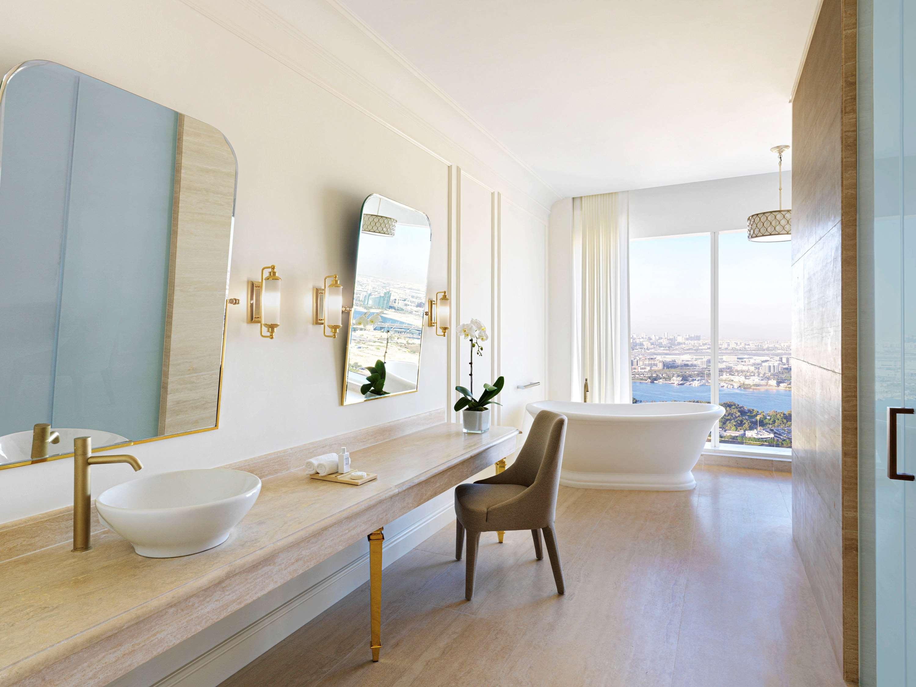 Suite Executive King Bed