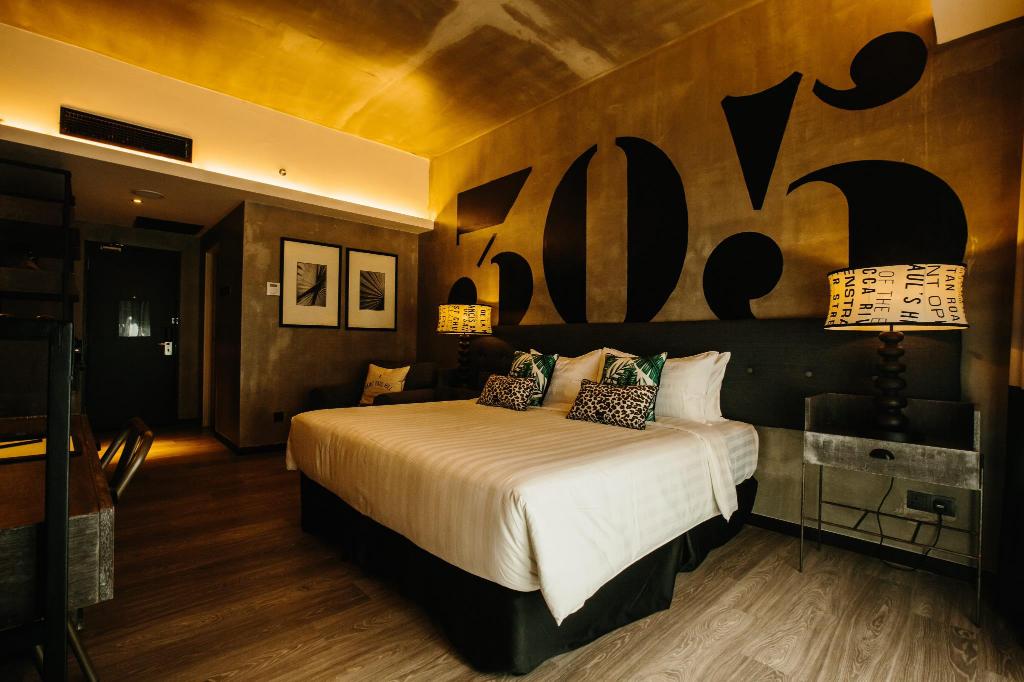 Double or Twin Deluxe