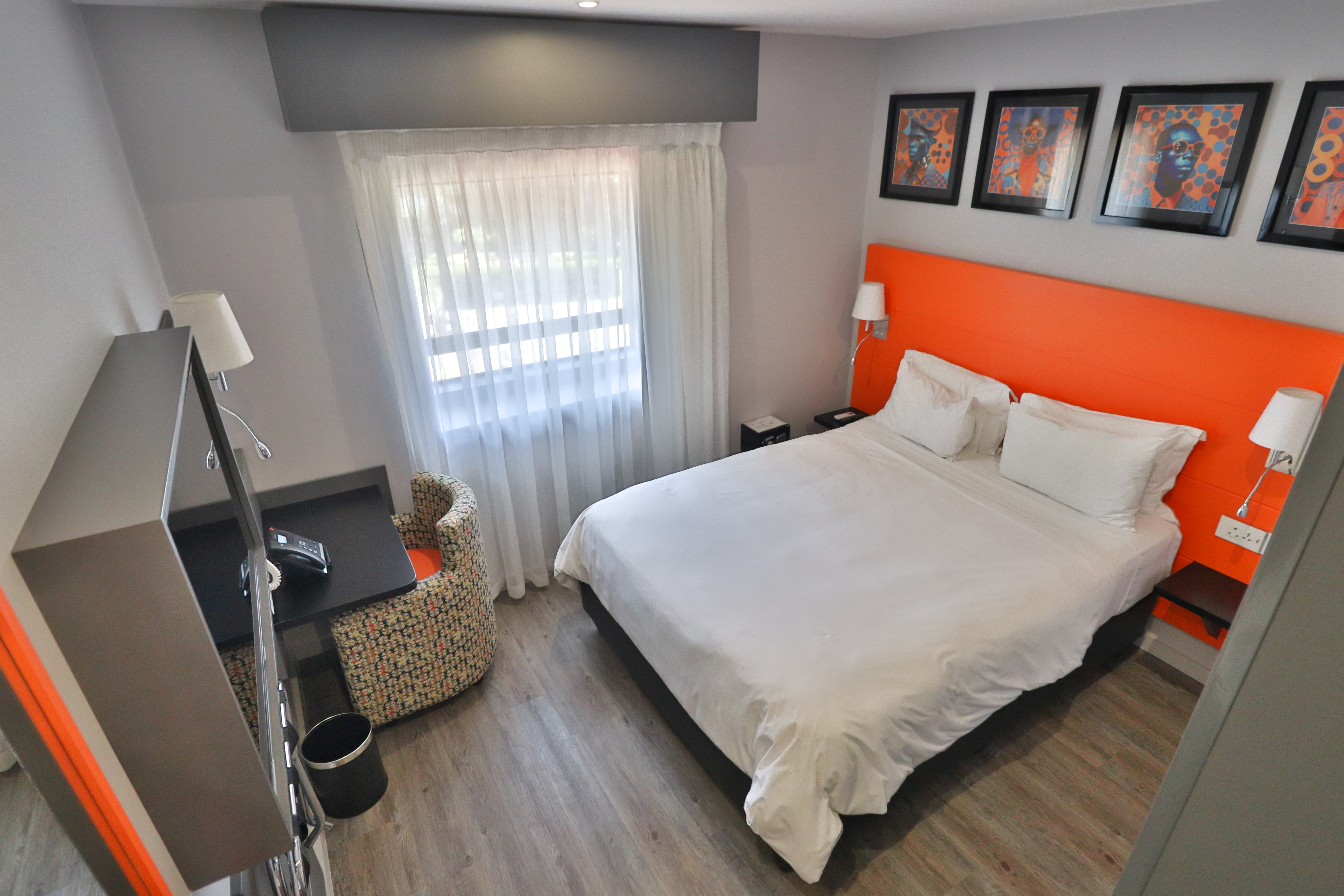 Double Queen Size Bed