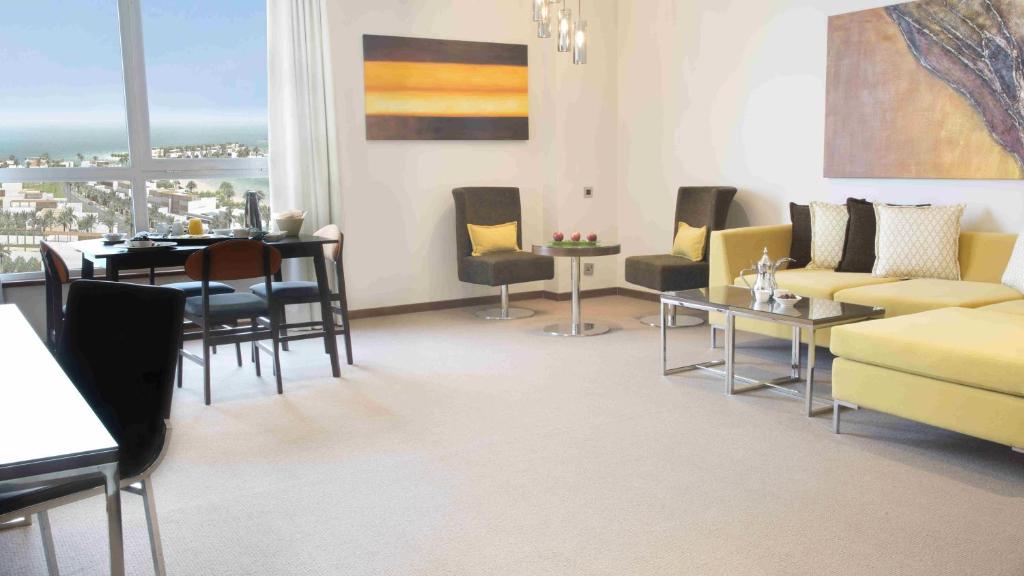 Suite Queen Size Bed