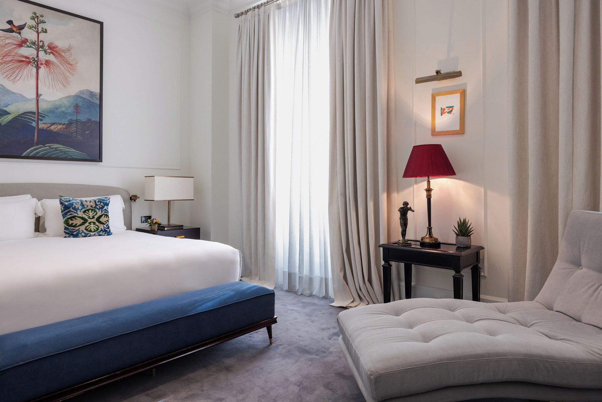 Double King Size Bed