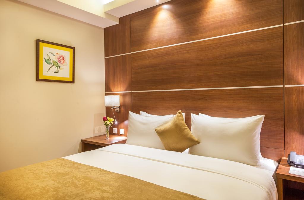 Room Deluxe Queen Bed