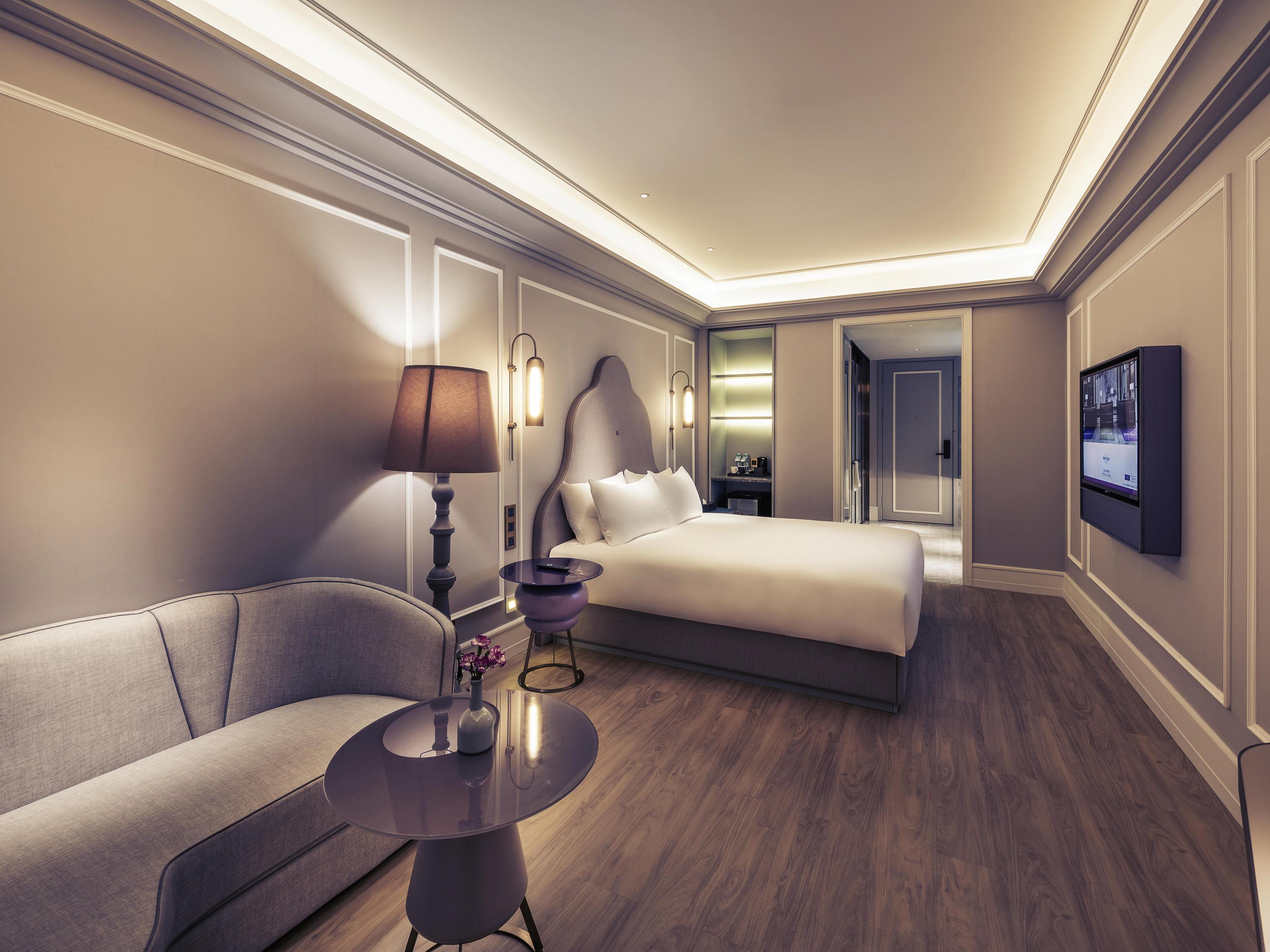 Double Deluxe King Bed