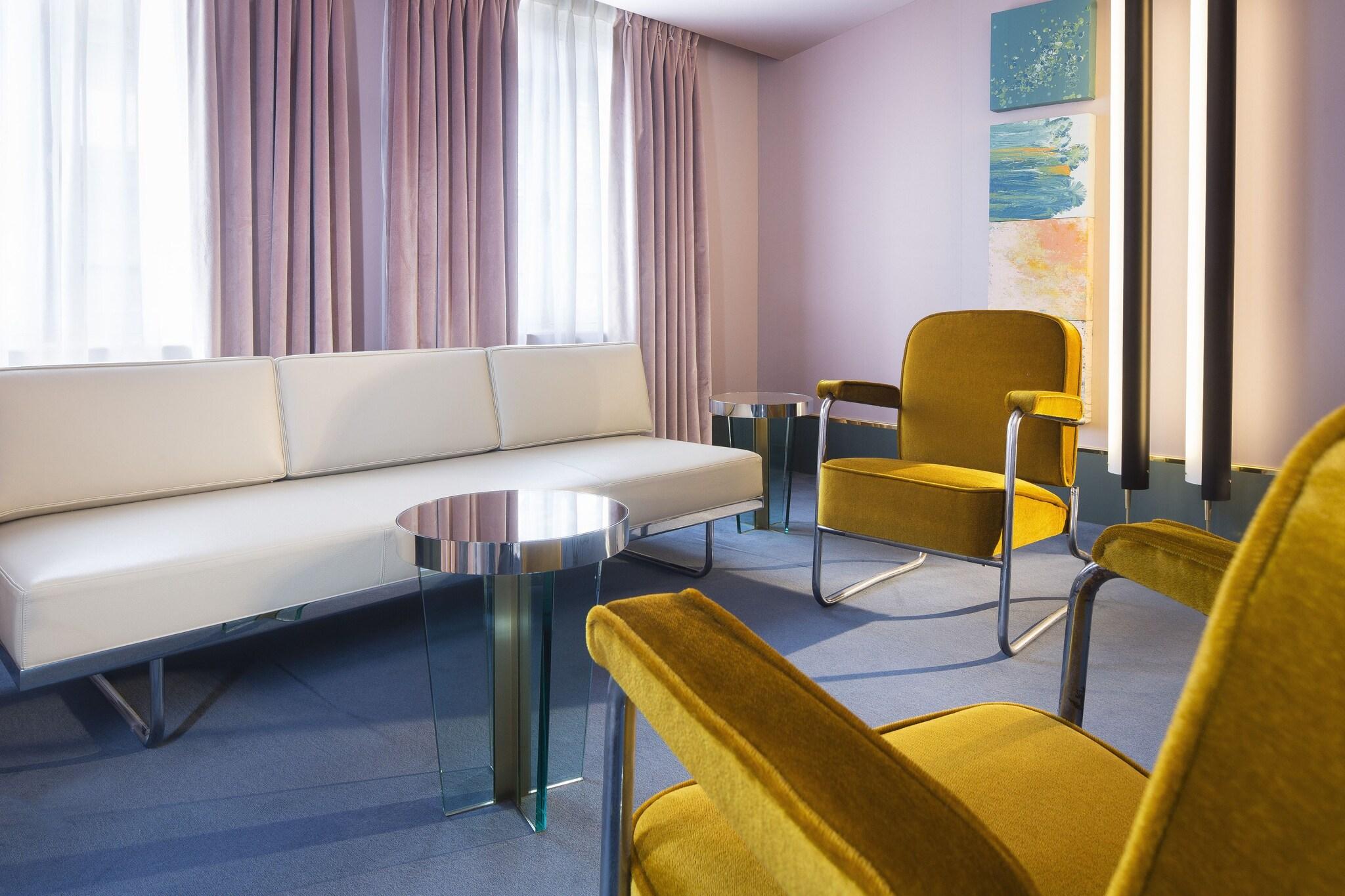 Suite with Double Bed