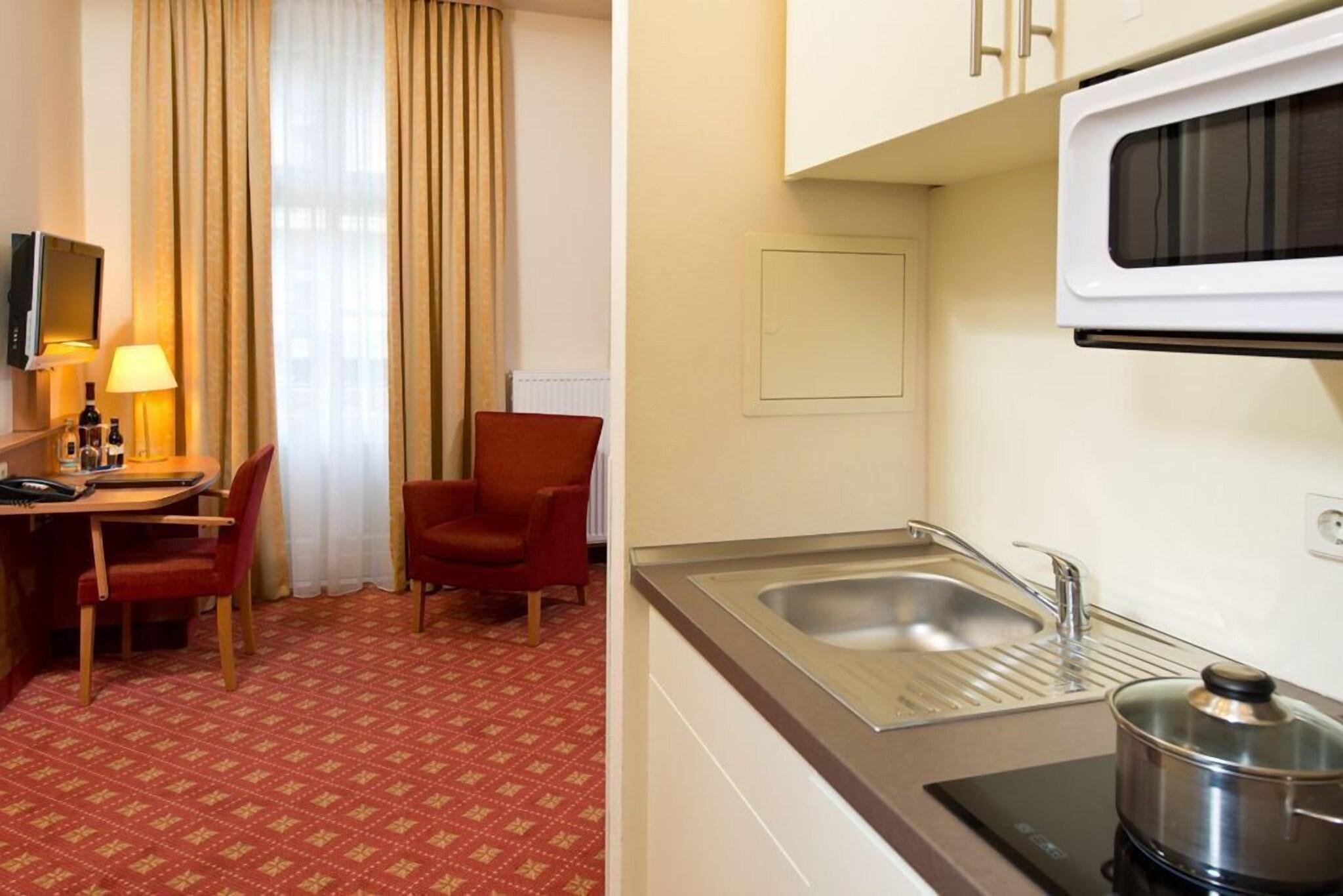 Double Superior Queen Bed