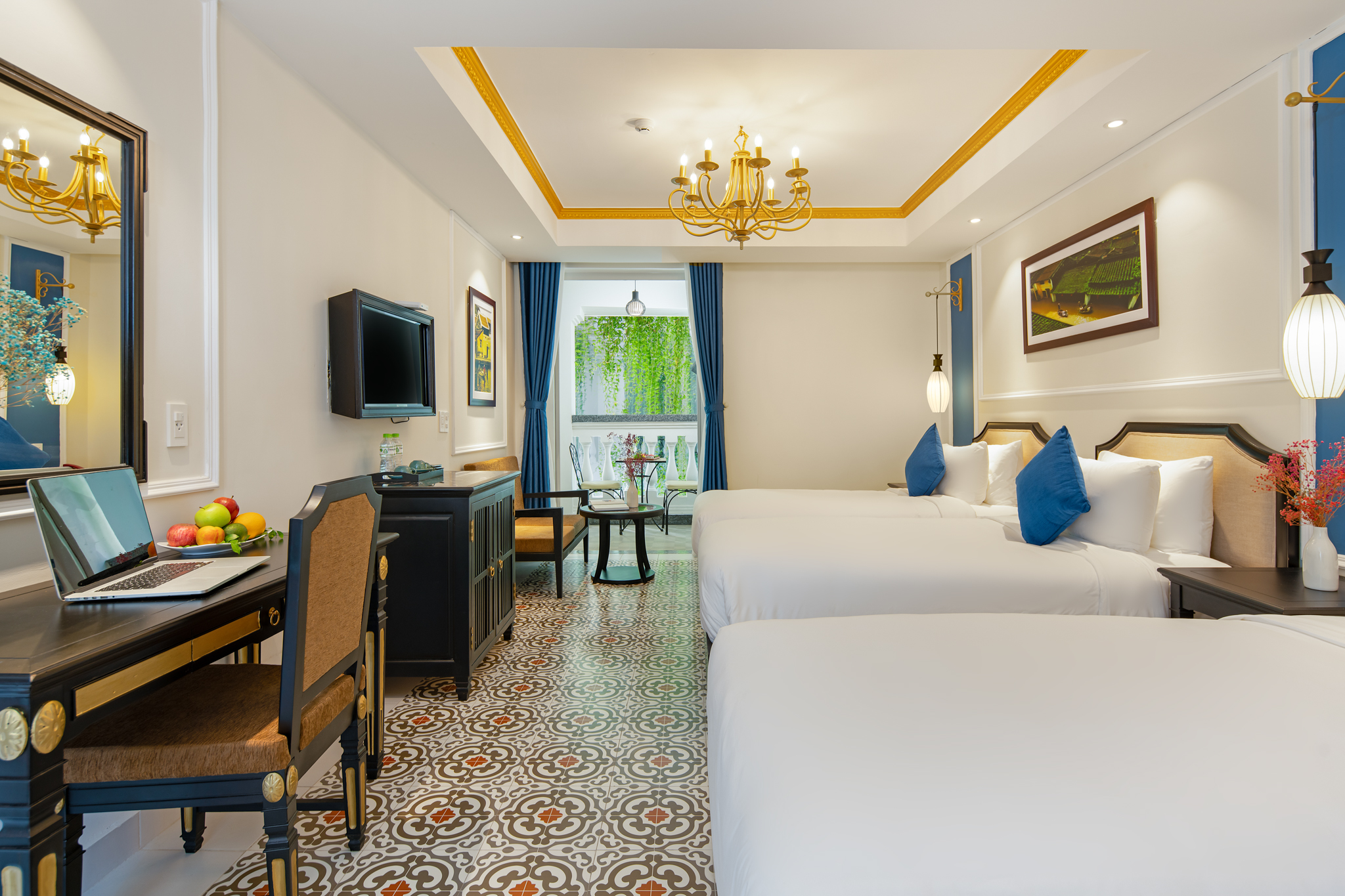 Triple Deluxe Pool View