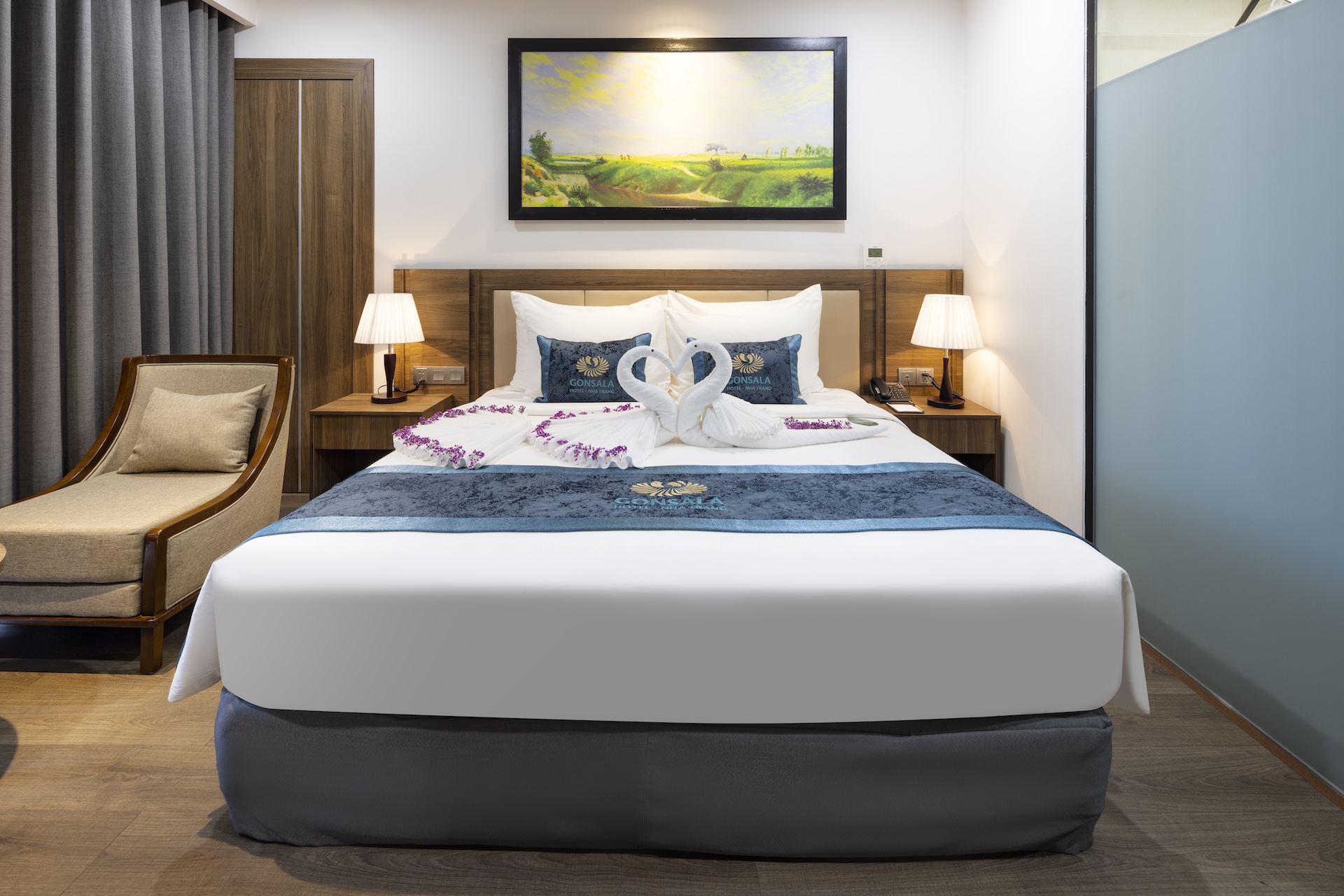 Double Premier City View