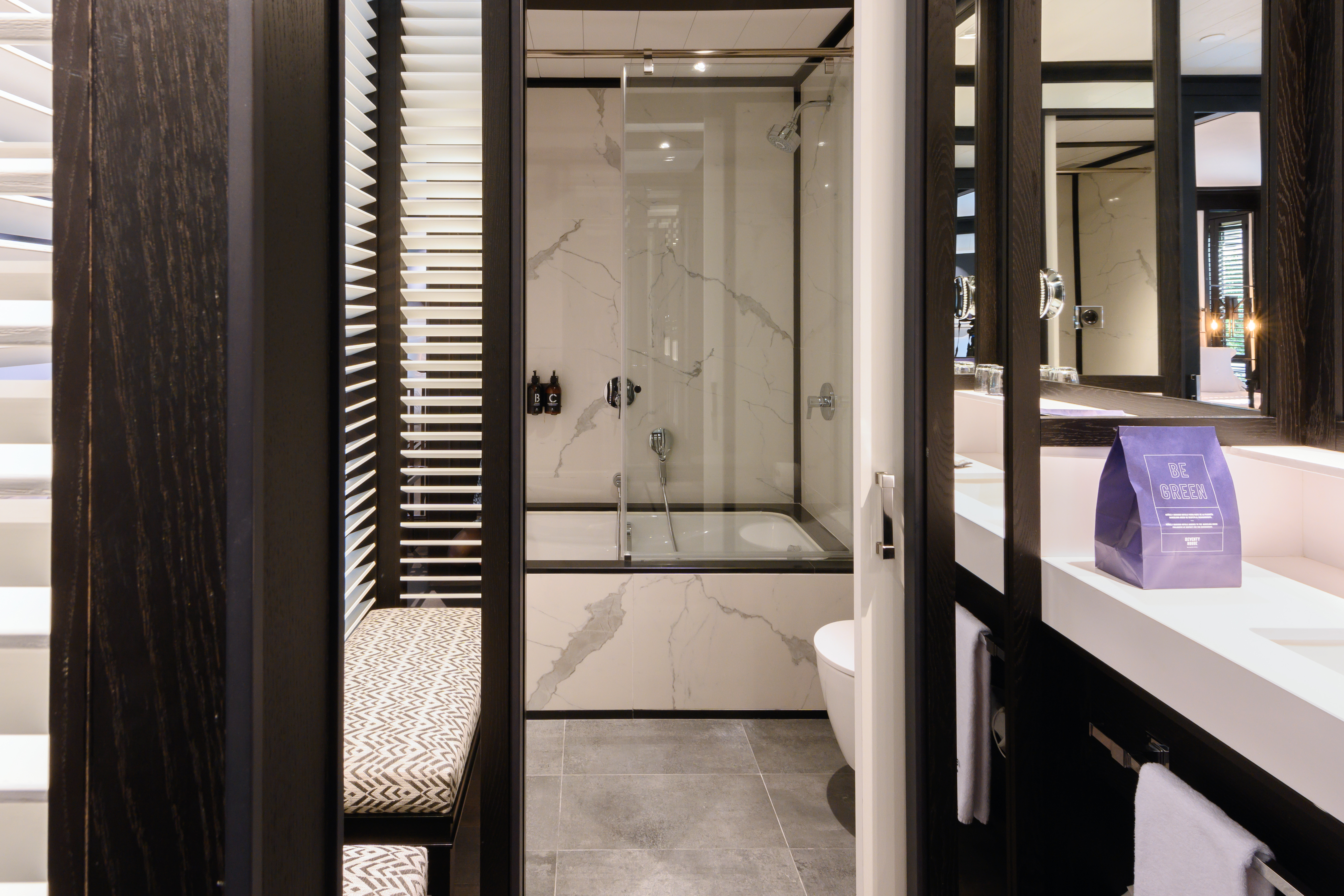 Double or Twin Deluxe with Terrace