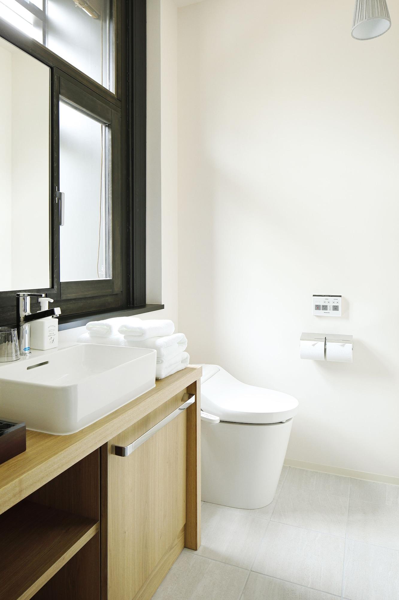 Twin Connecting Room