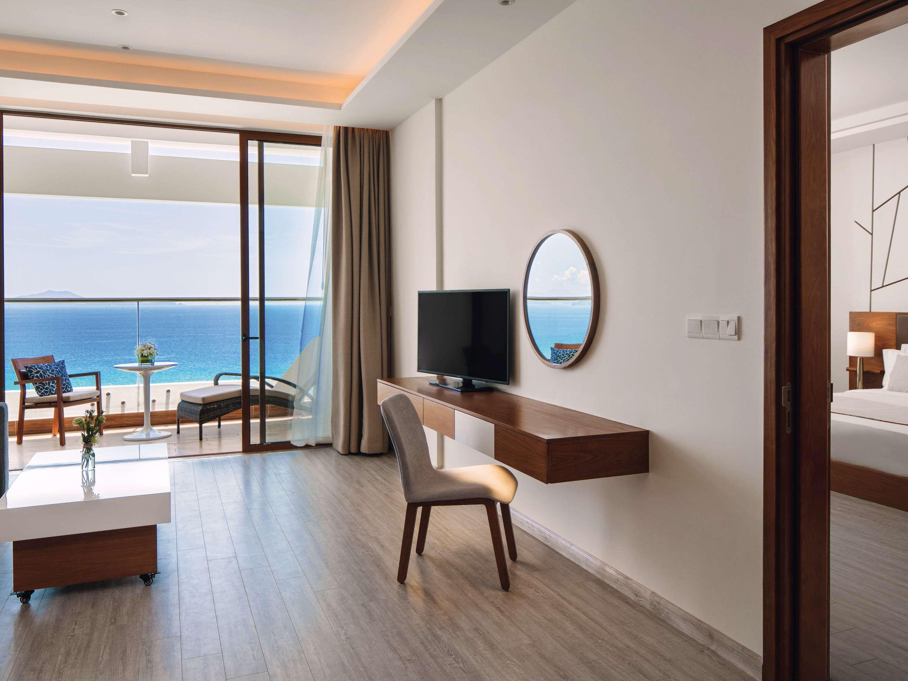 Studio Connecting Room