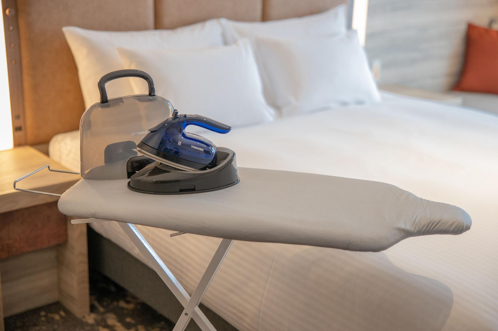 Double Deluxe Queen Bed