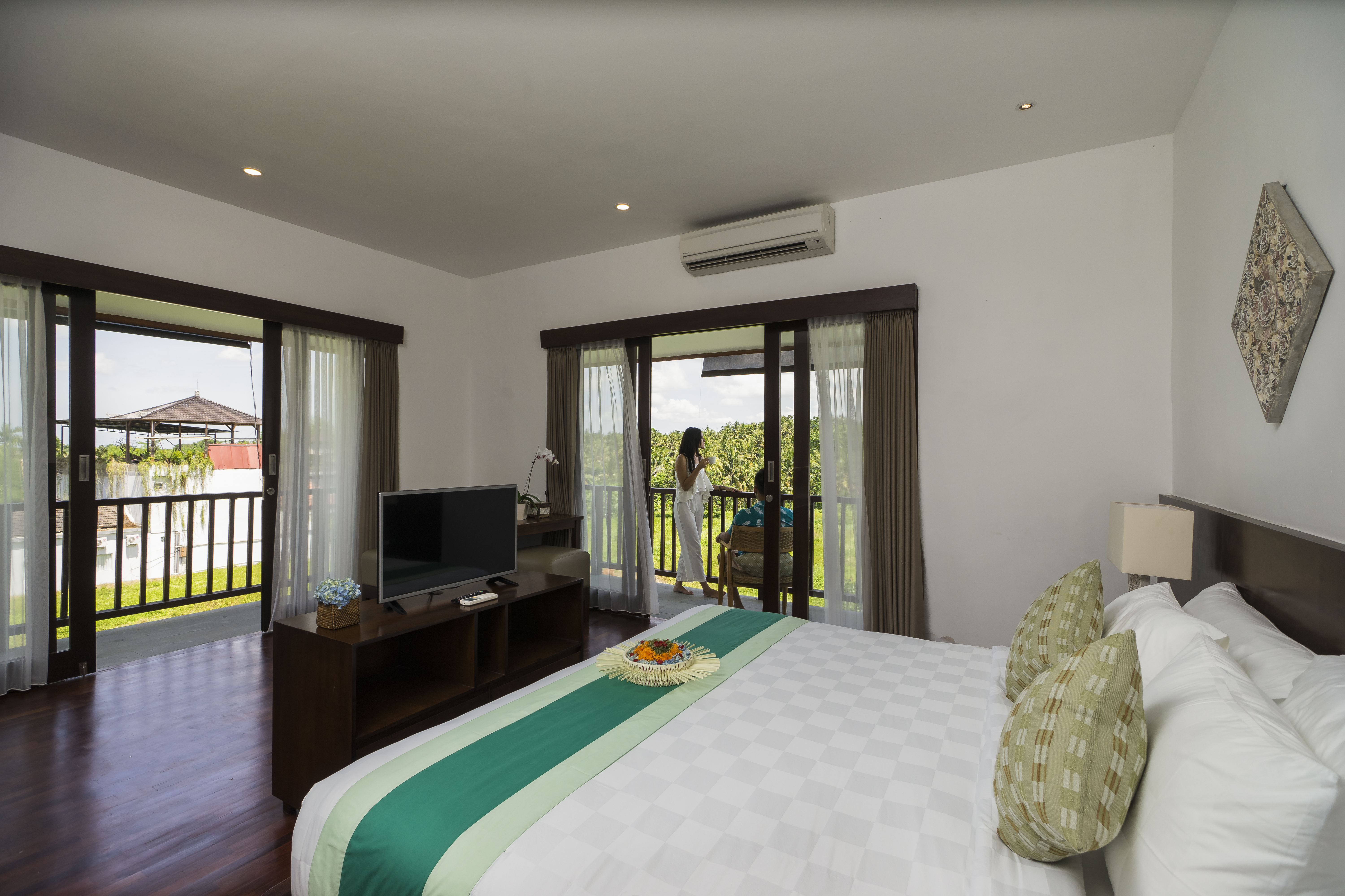 Junior Suite Pool View