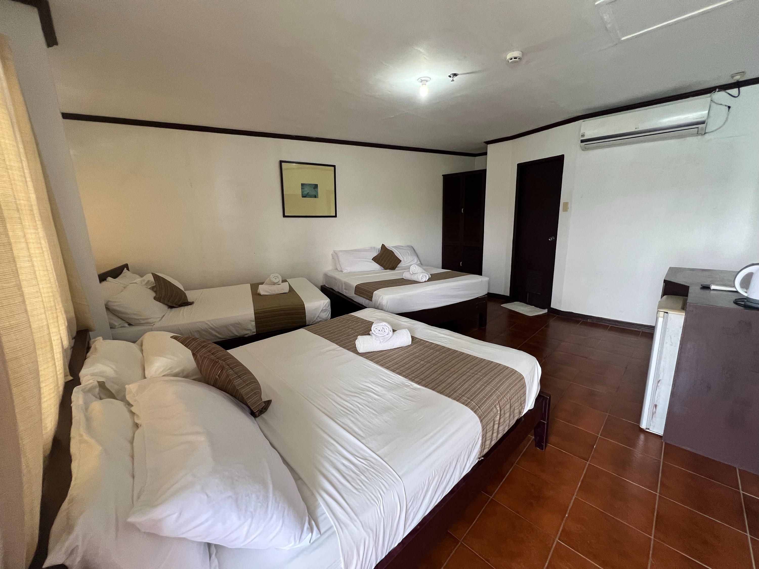 Family Room Executive