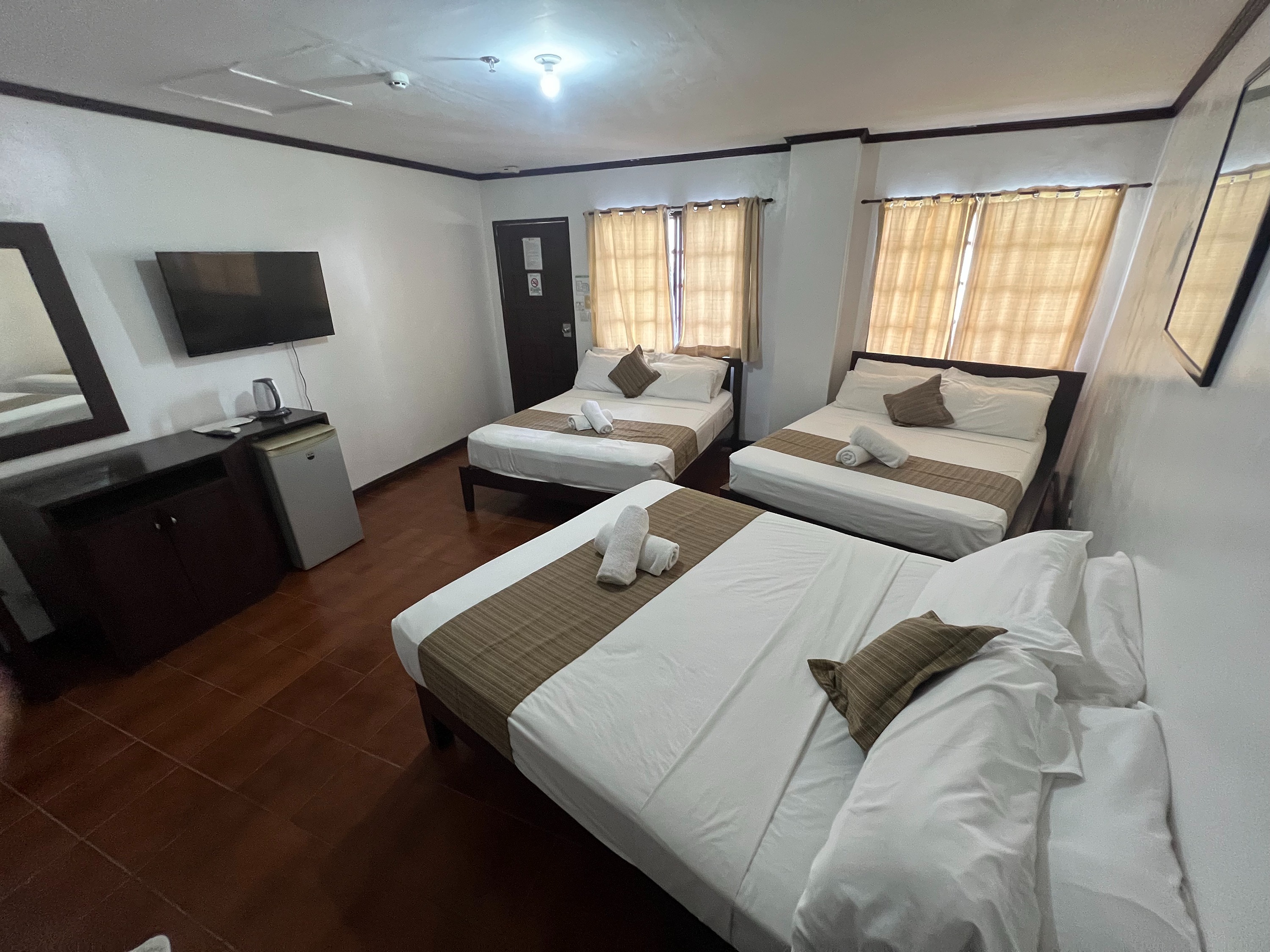 Family Room Executive