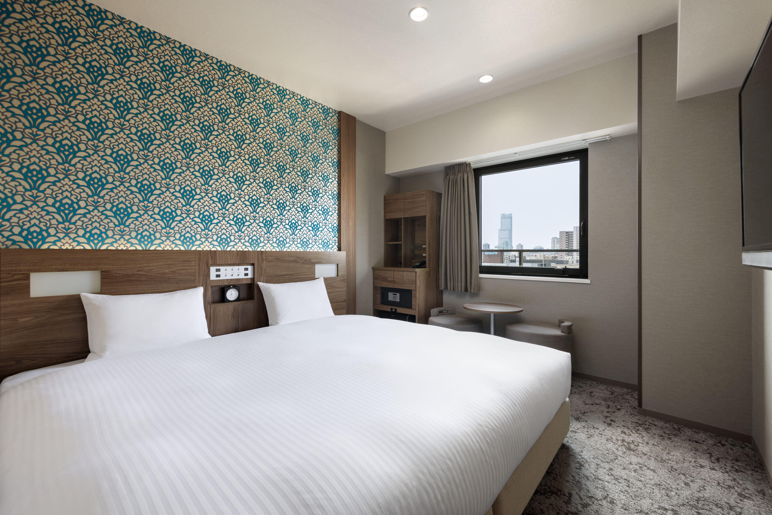 Double King Size Bed