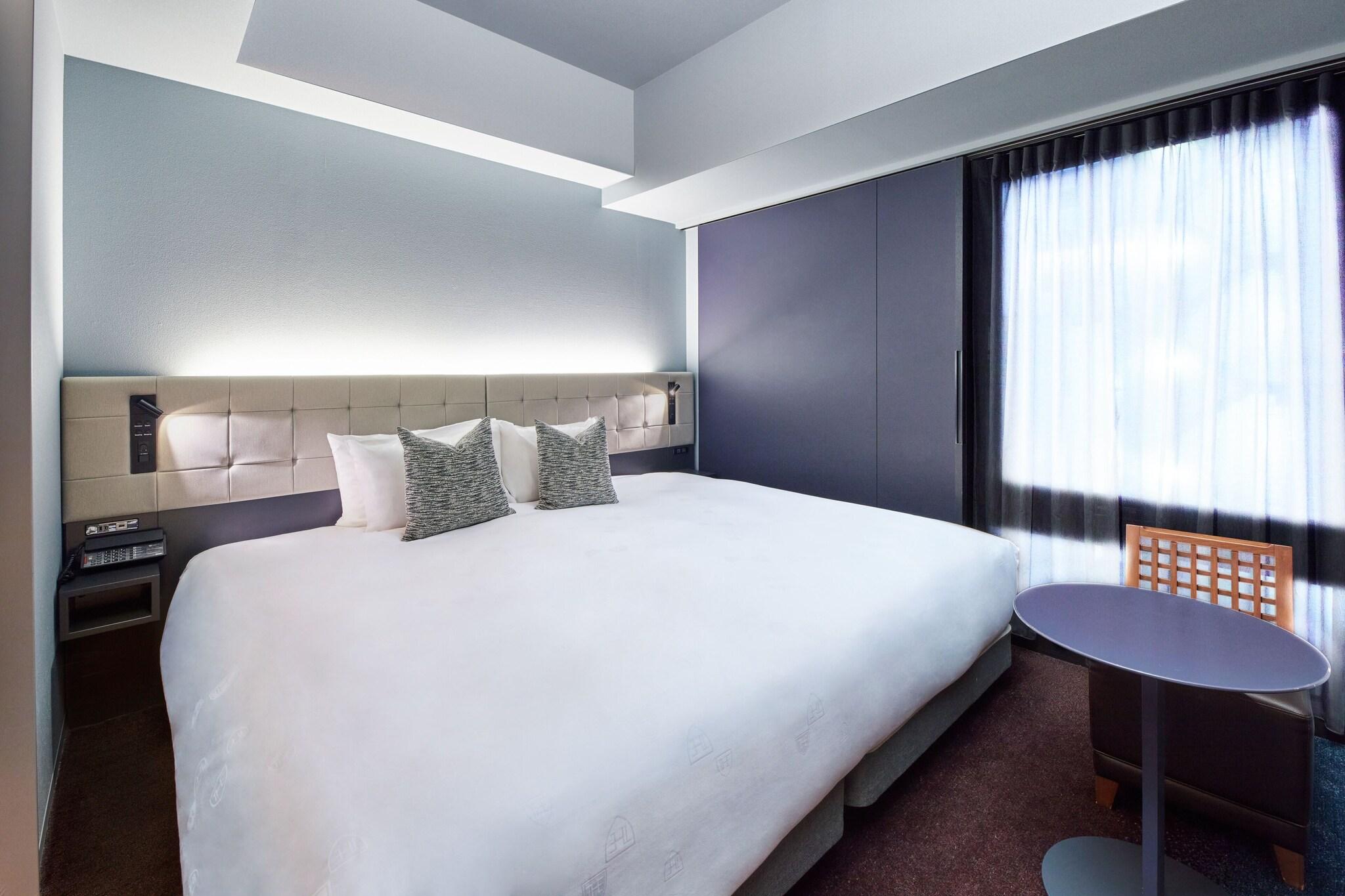 Double King Bed Non Smoking