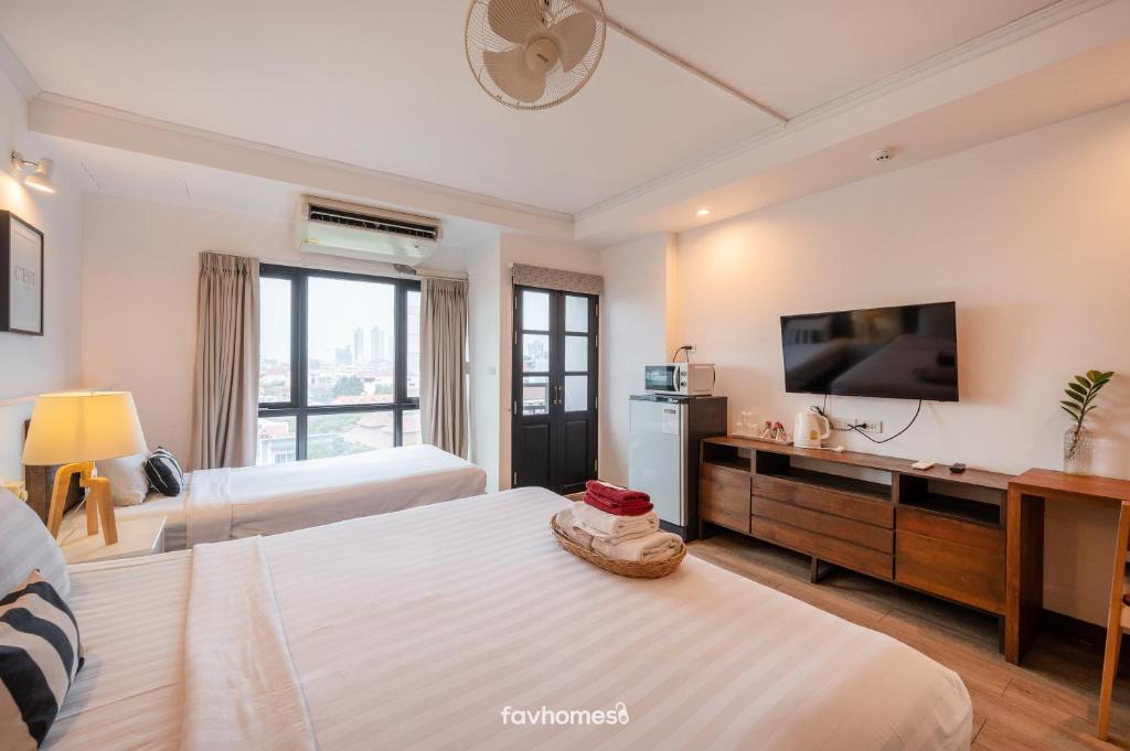 Family Room Superior