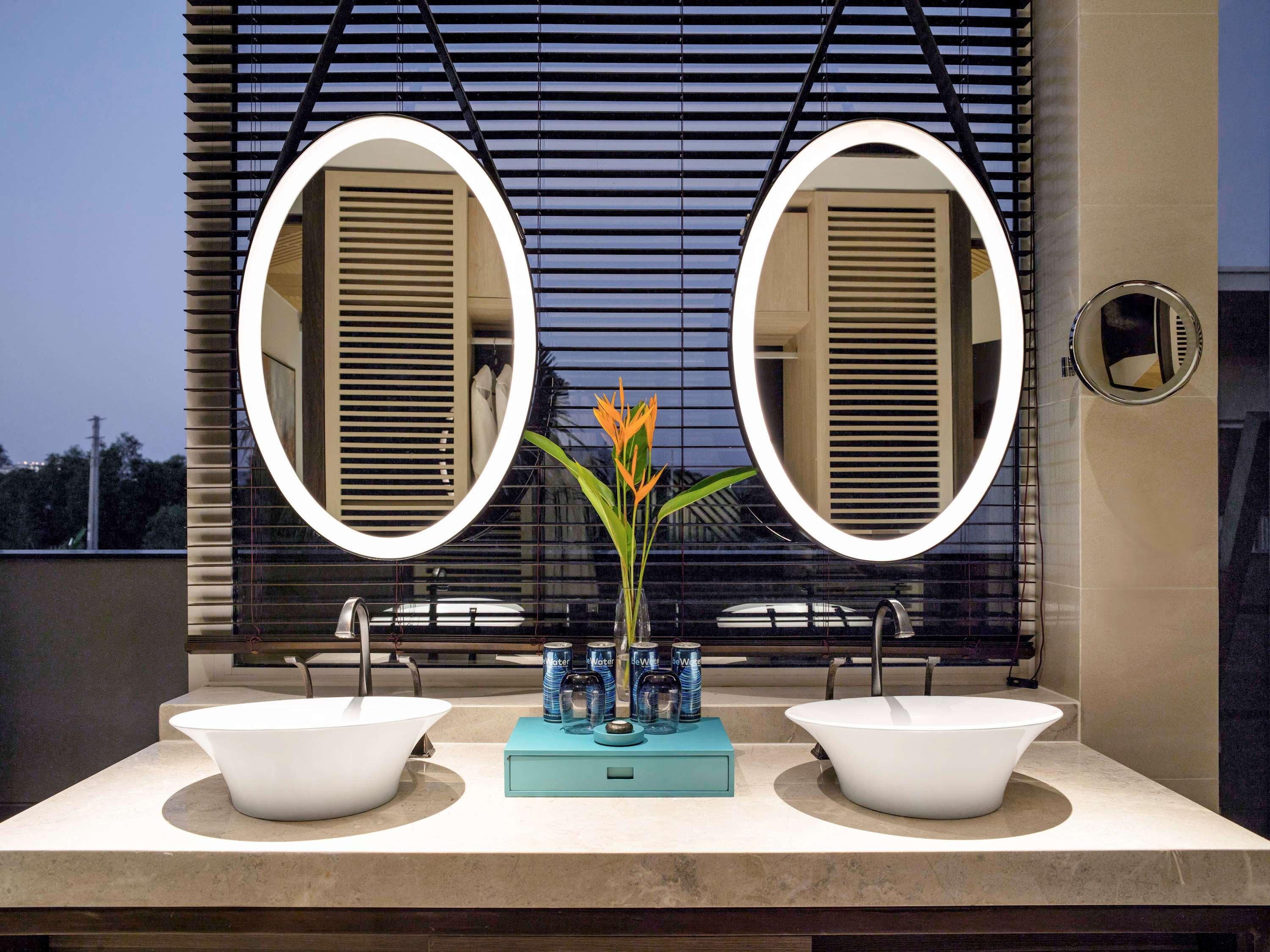 Double Deluxe Premium