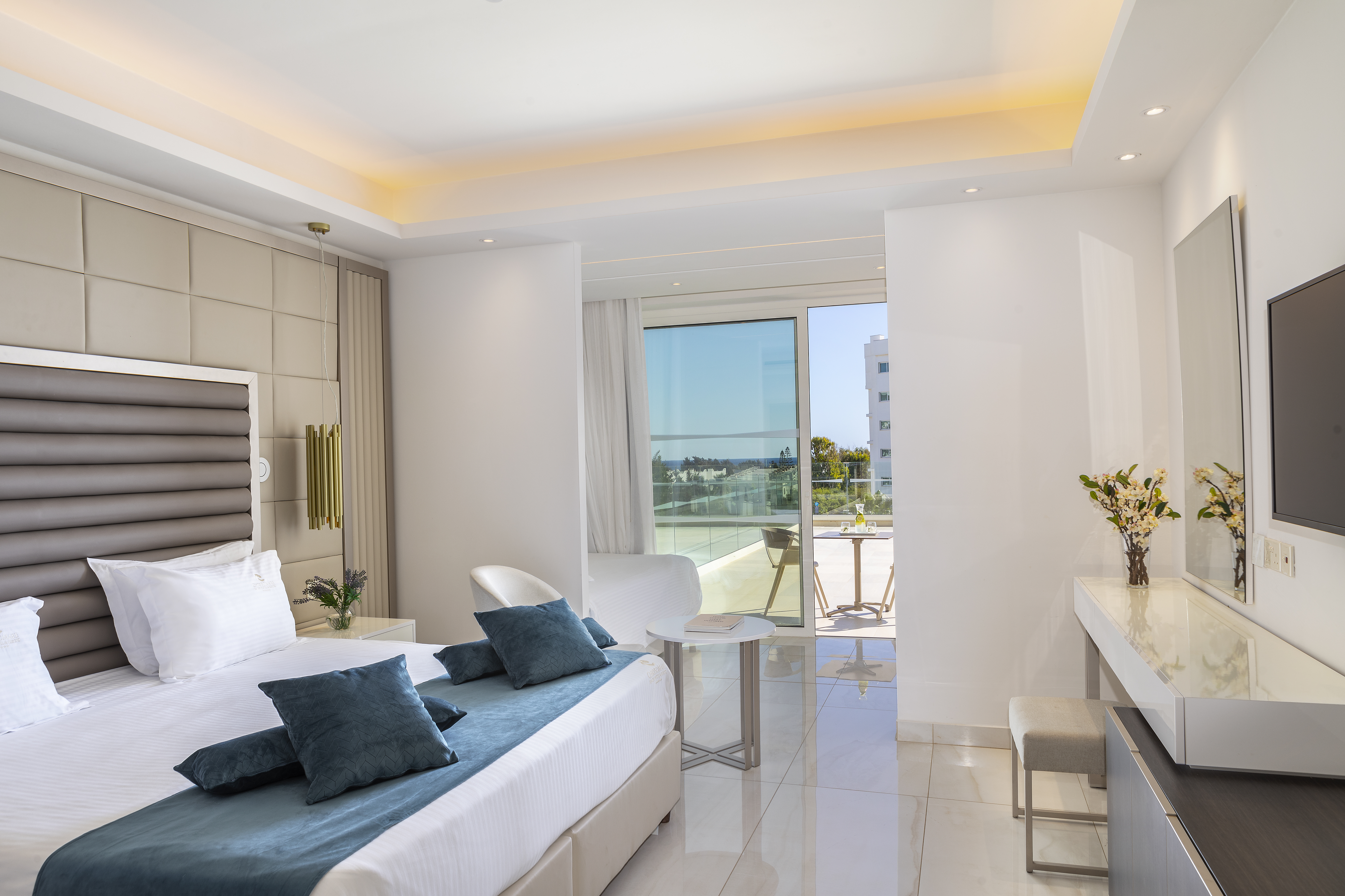 Family Room Side Sea View