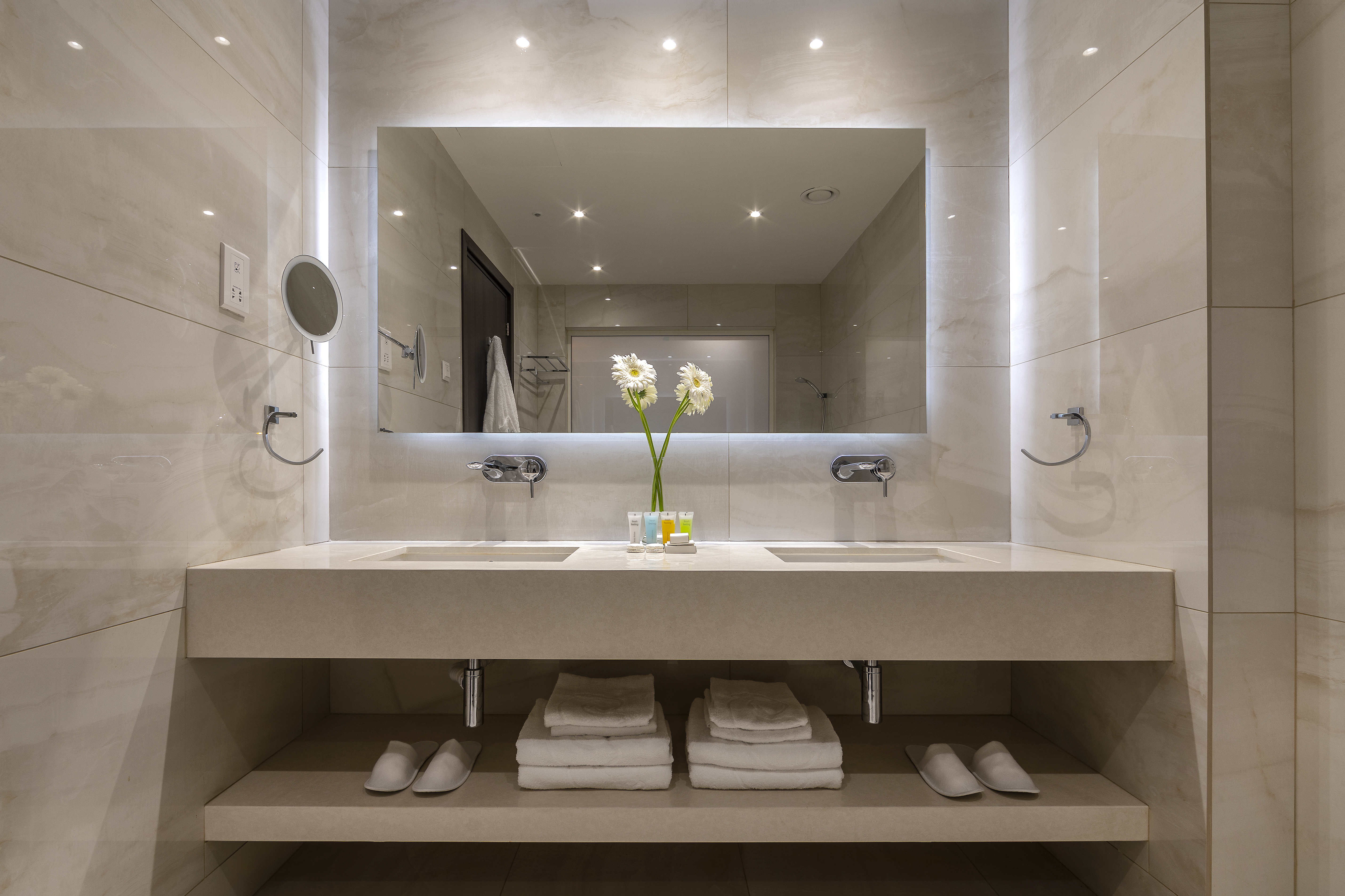 Family Room Side Sea View