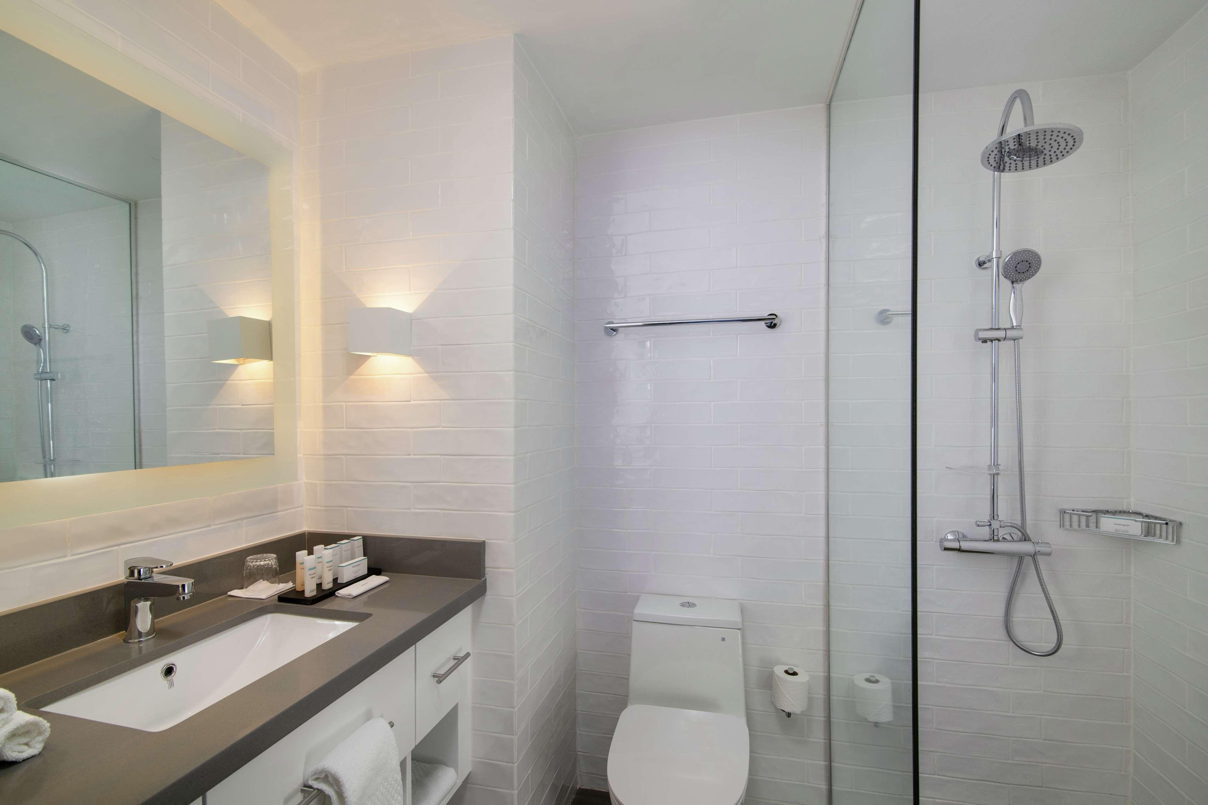 Suite Two Queen Beds One Bedroom