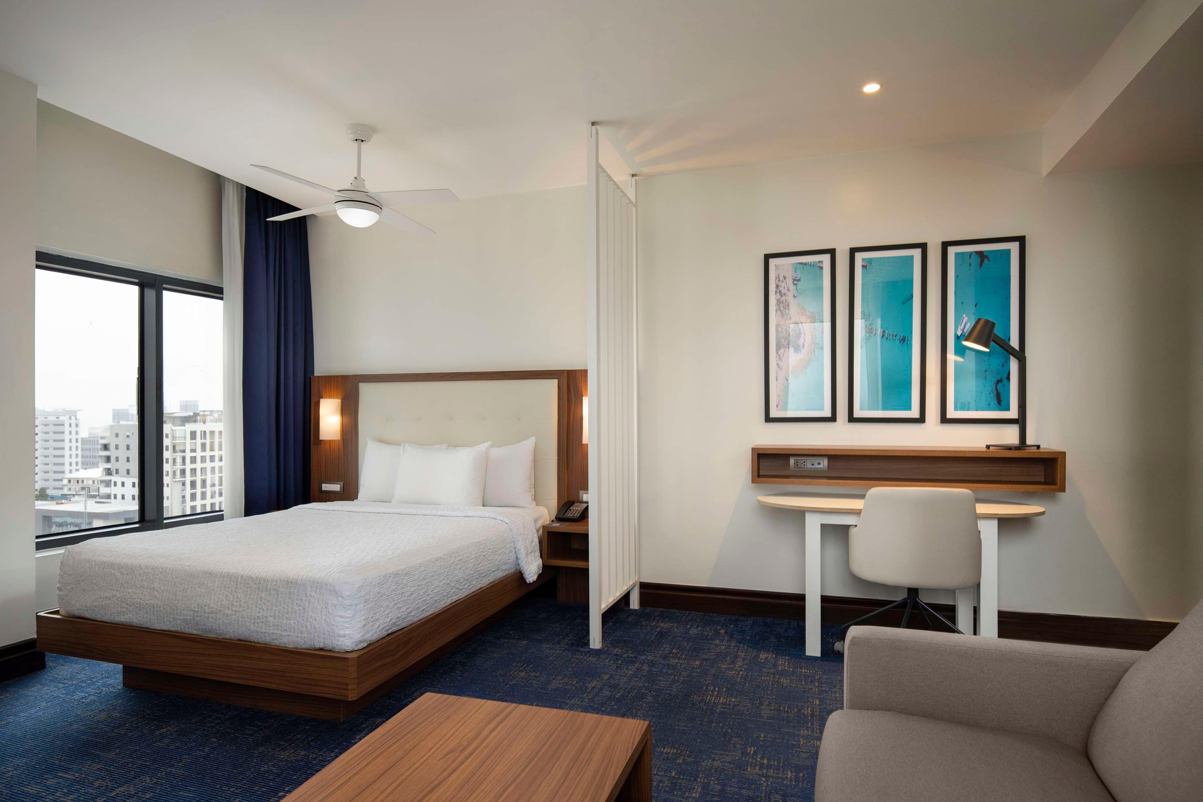 Studio Queen Size Bed