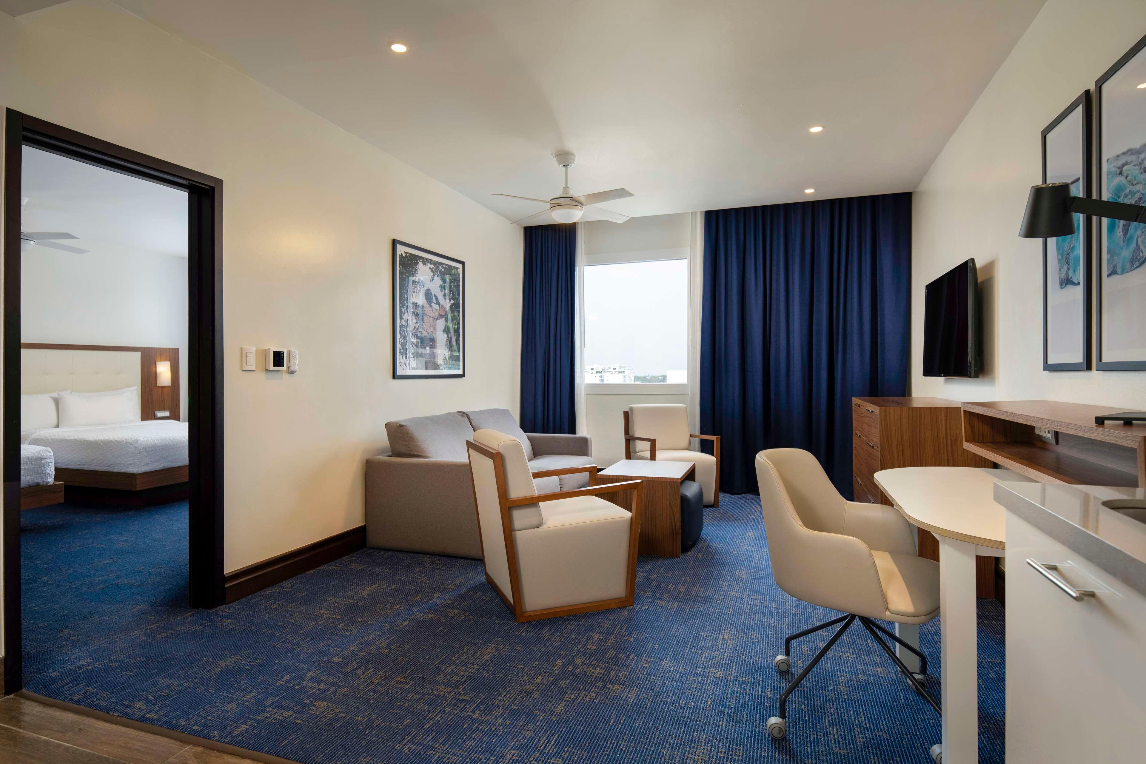 Suite Two Queen Beds One Bedroom