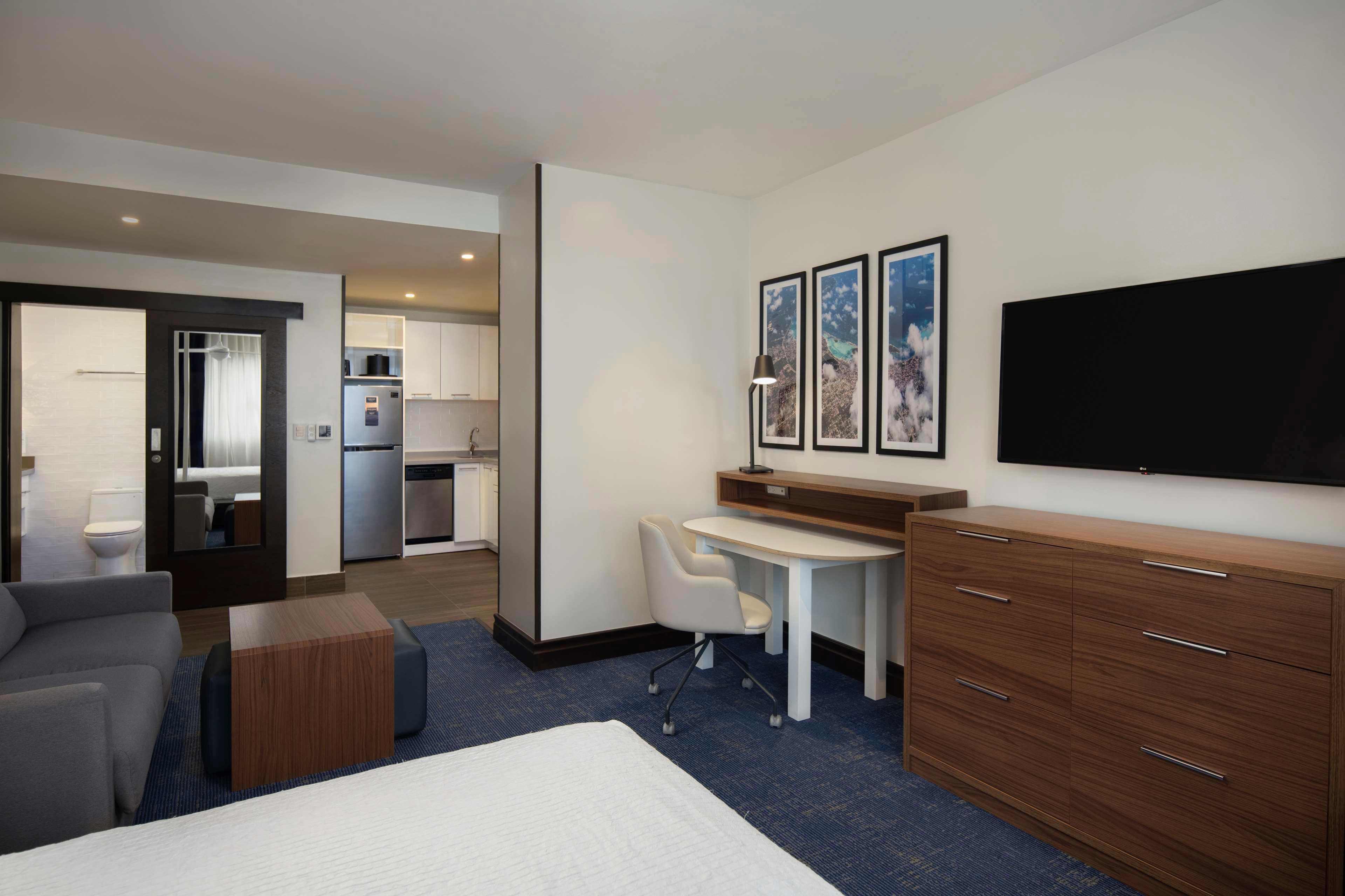 Studio Queen Size Bed