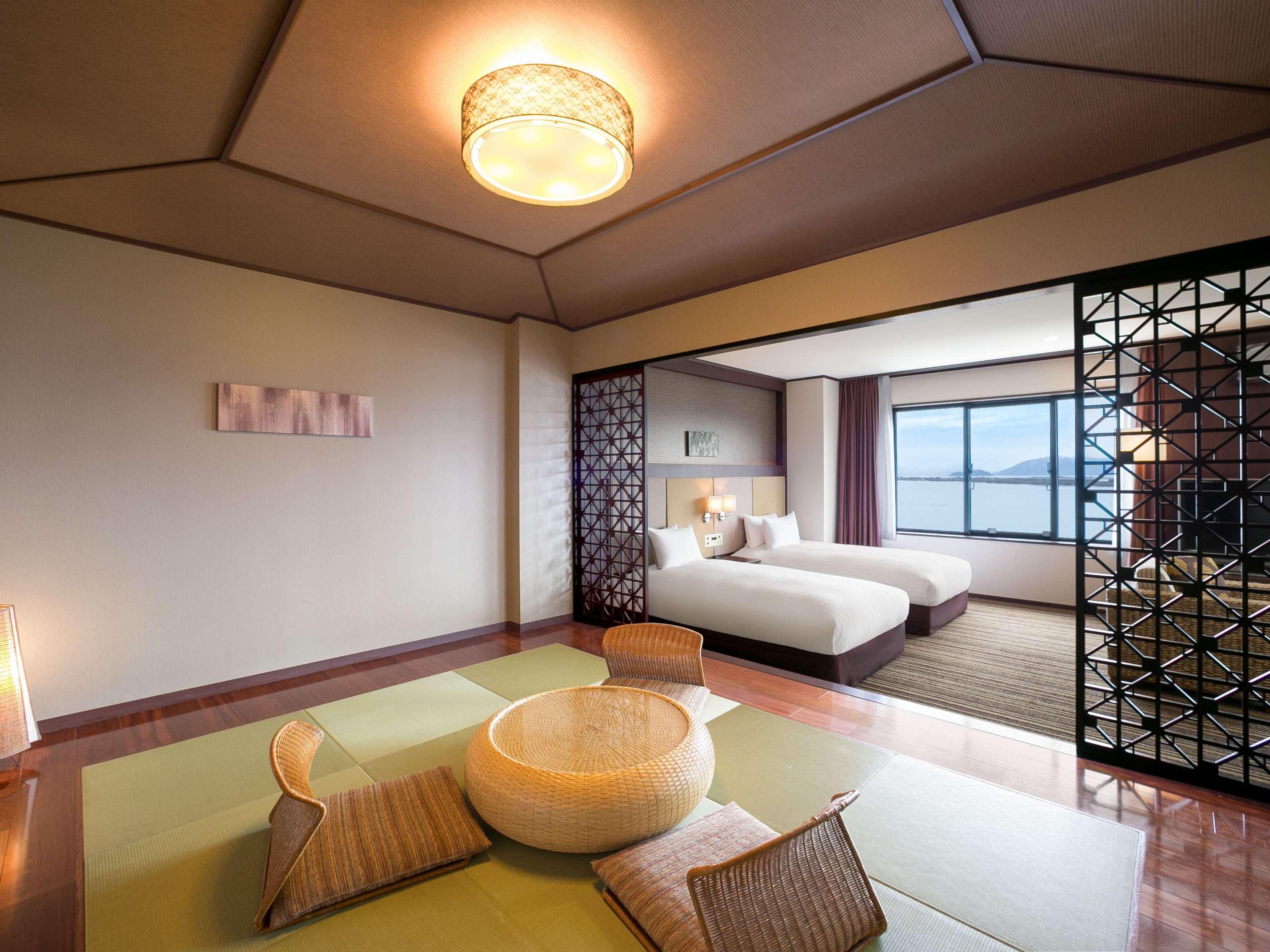 Quadruple Japanese Room with Views