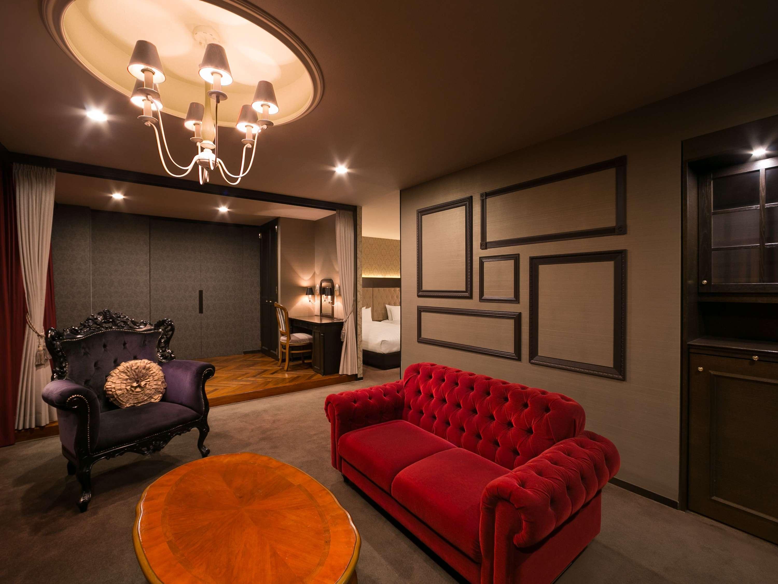 Quadruple Japanese Room with Views